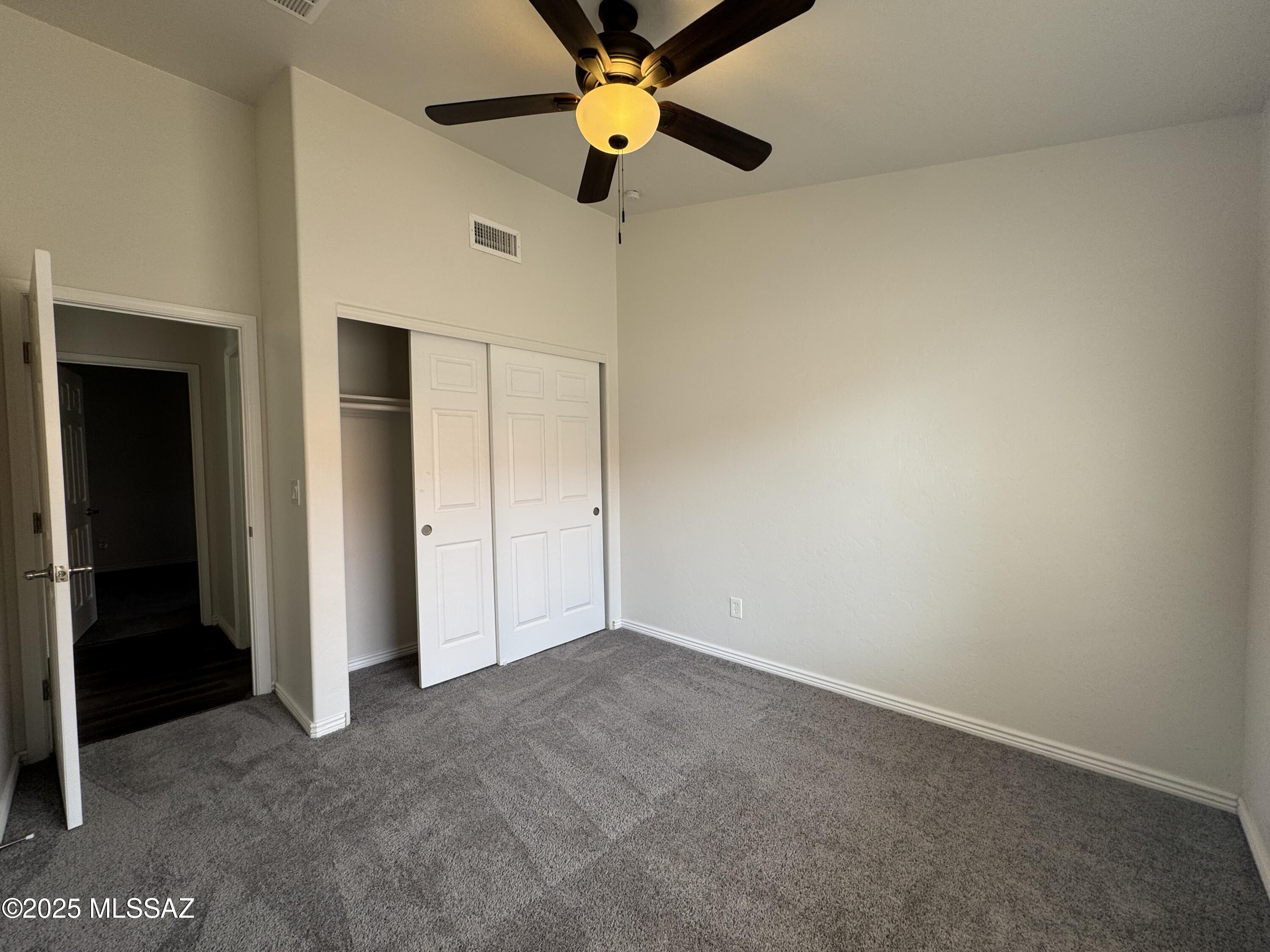 Sonrisa (1-121) - Residential Lease