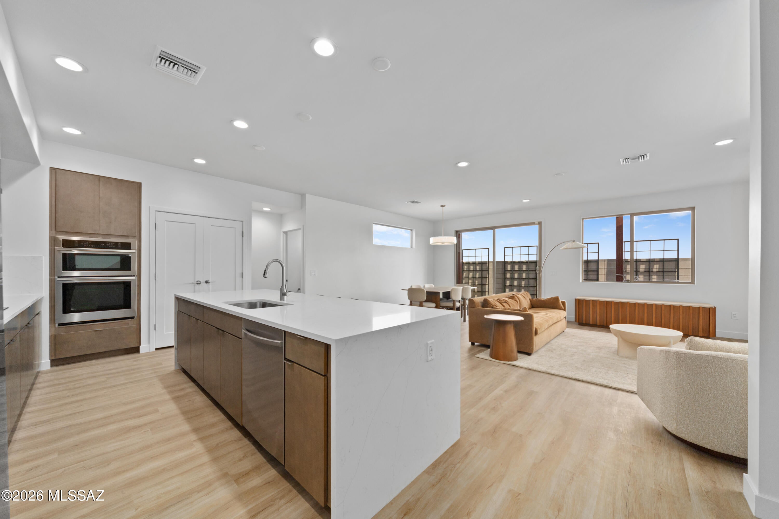 Pearl at the Bridges - Residential