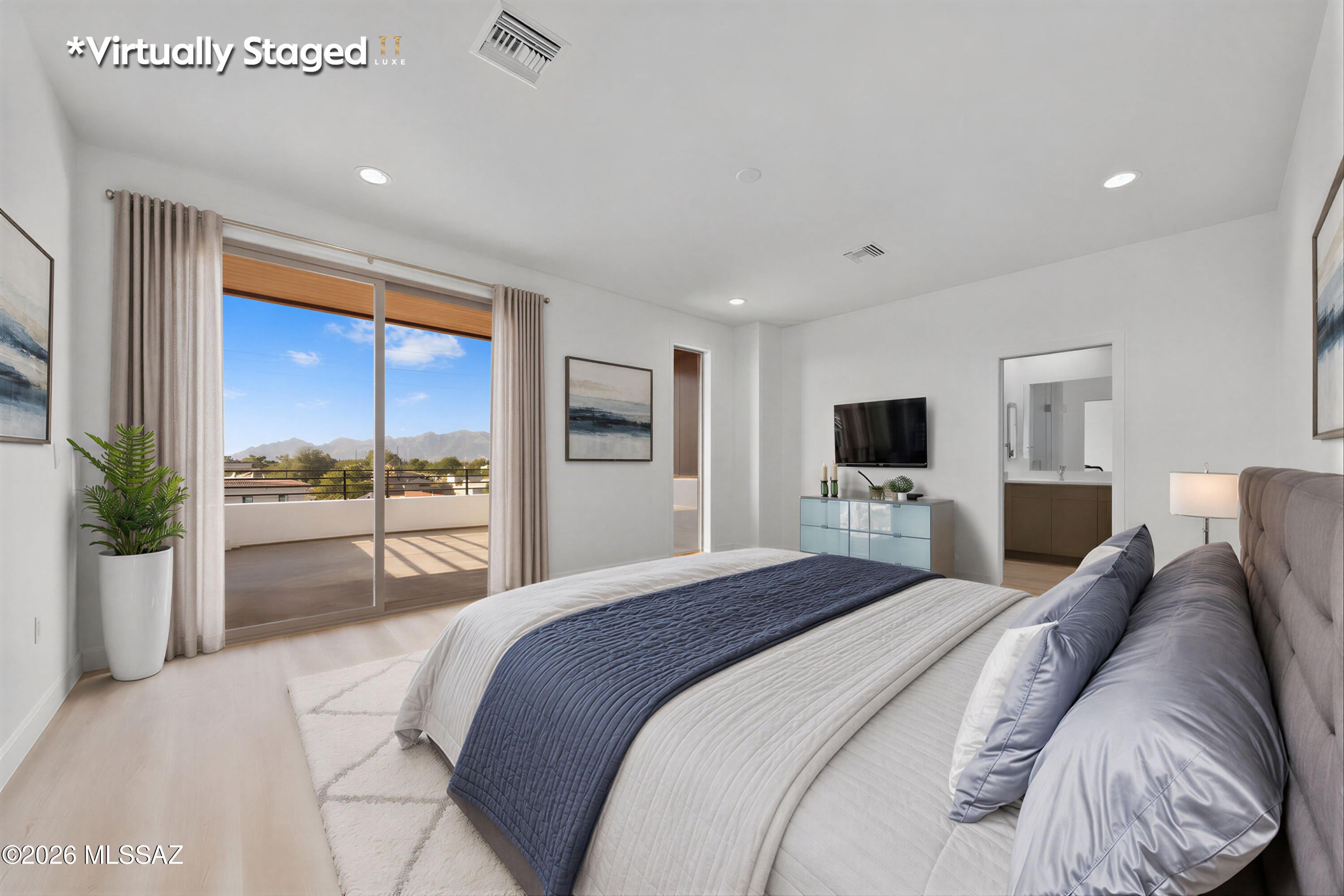 Pearl at the Bridges - Residential
