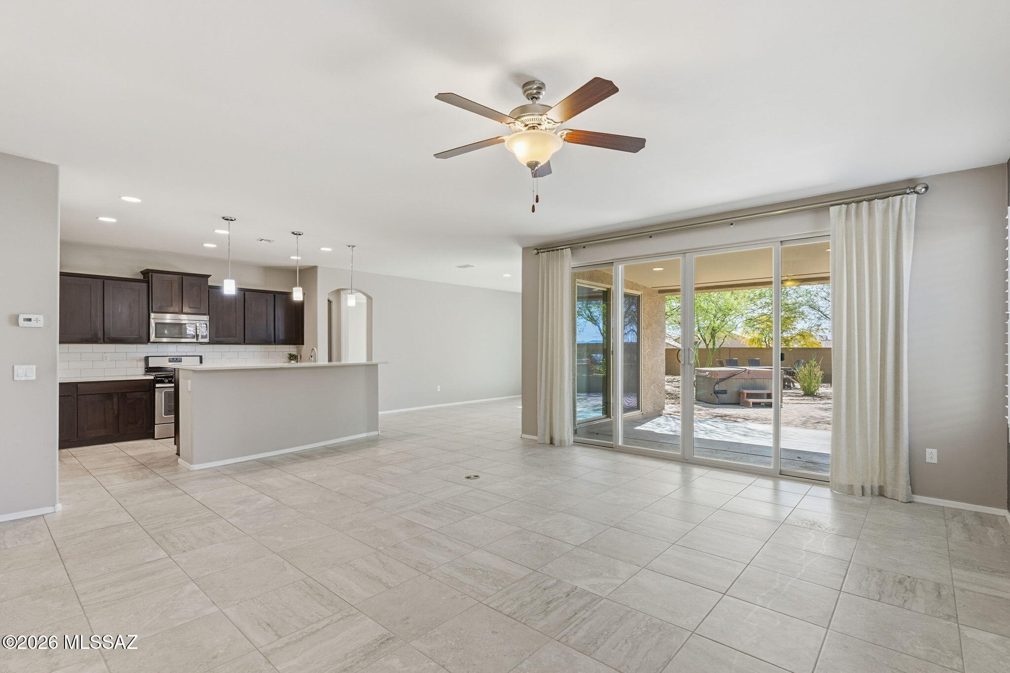 Del Webb At Dove Mountain SQ20131930189 - Residential