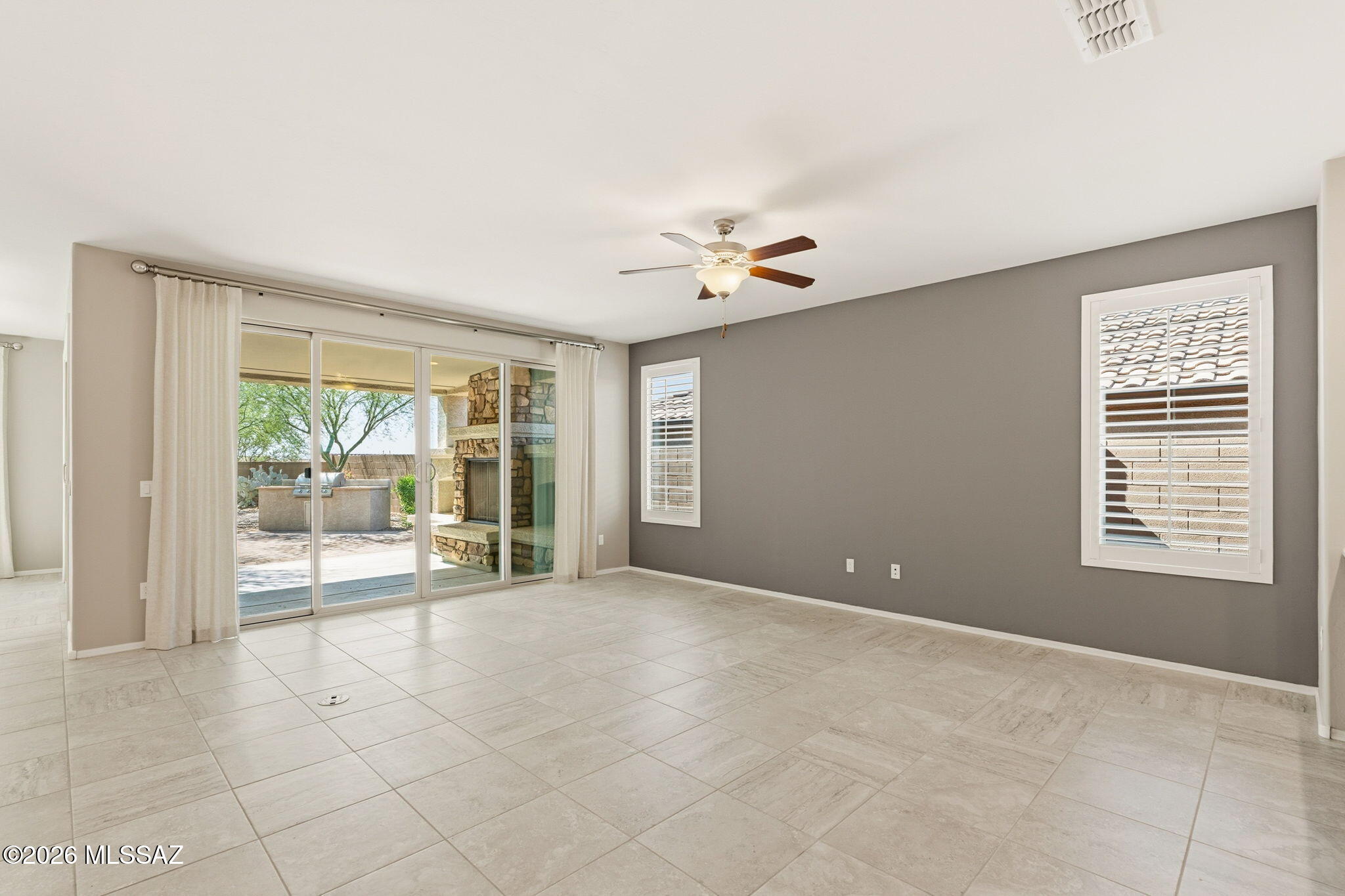 Del Webb At Dove Mountain SQ20131930189 - Residential
