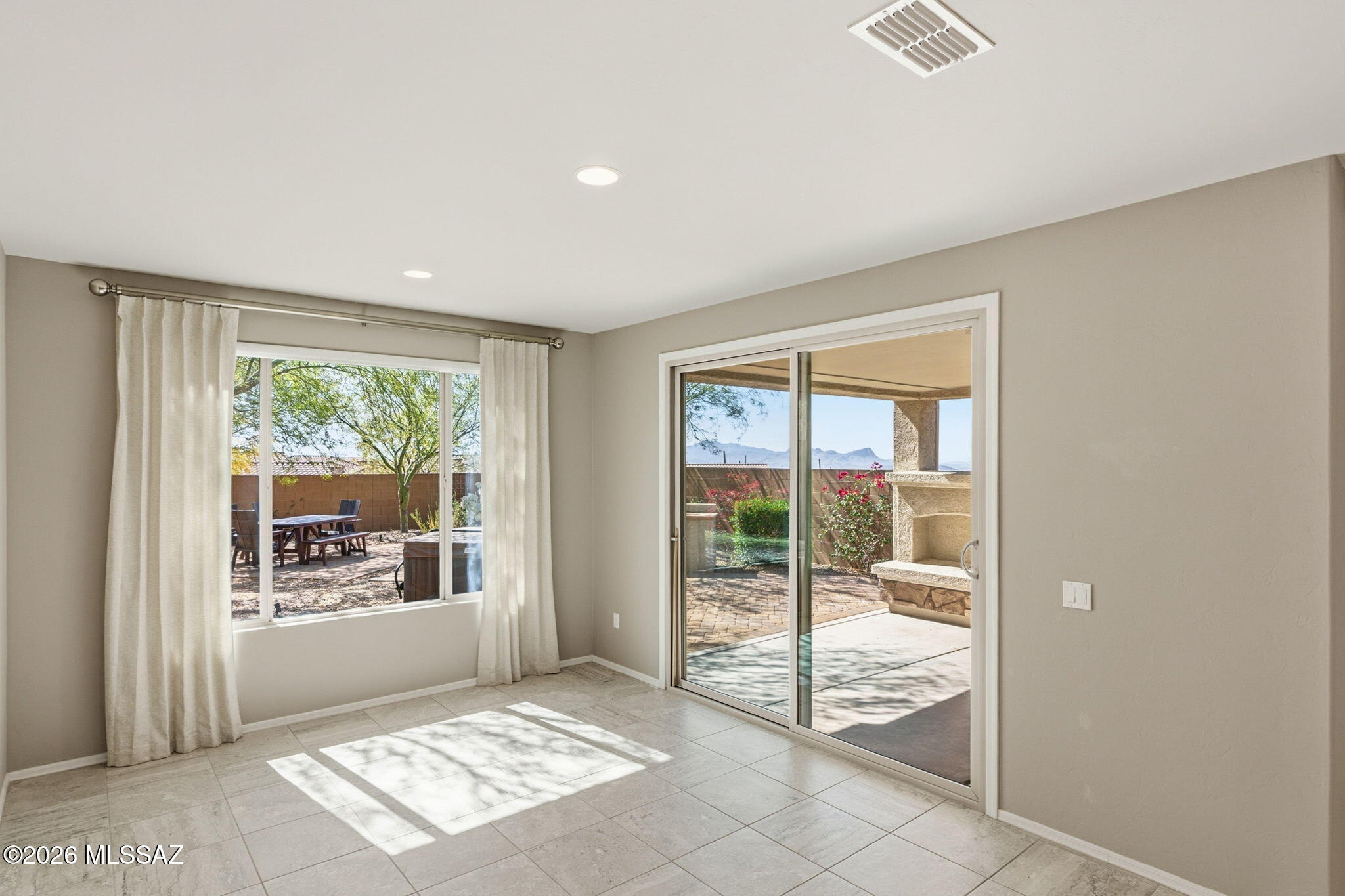 Del Webb At Dove Mountain SQ20131930189 - Residential