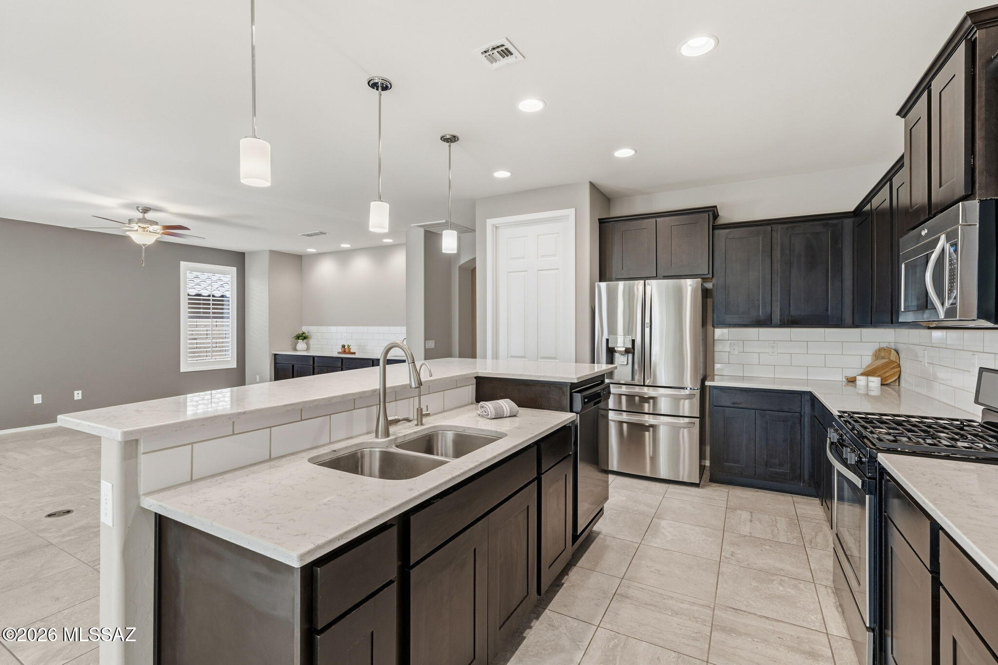Del Webb At Dove Mountain SQ20131930189 - Residential