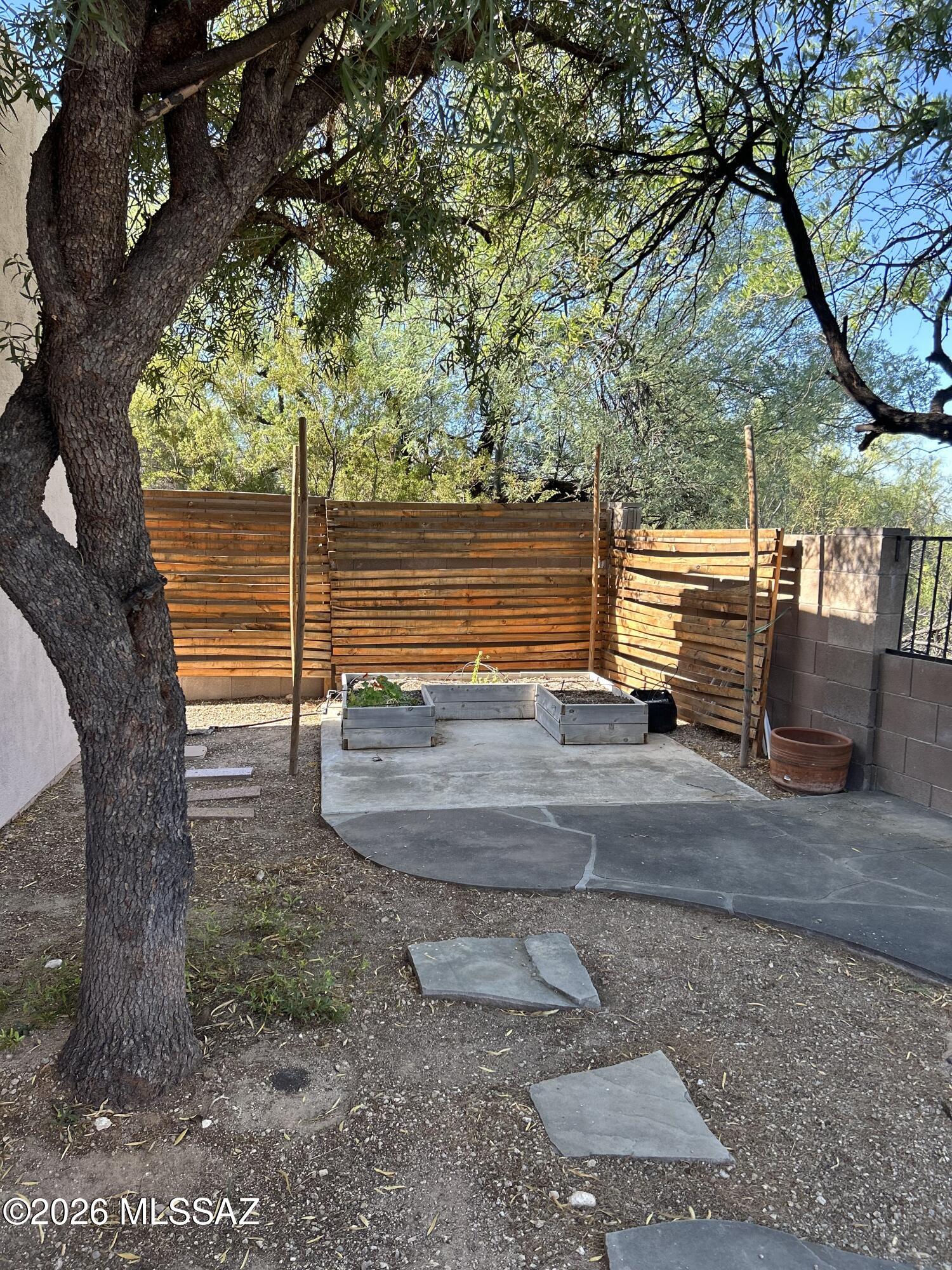 Rancho Lomas (1-81) - Residential