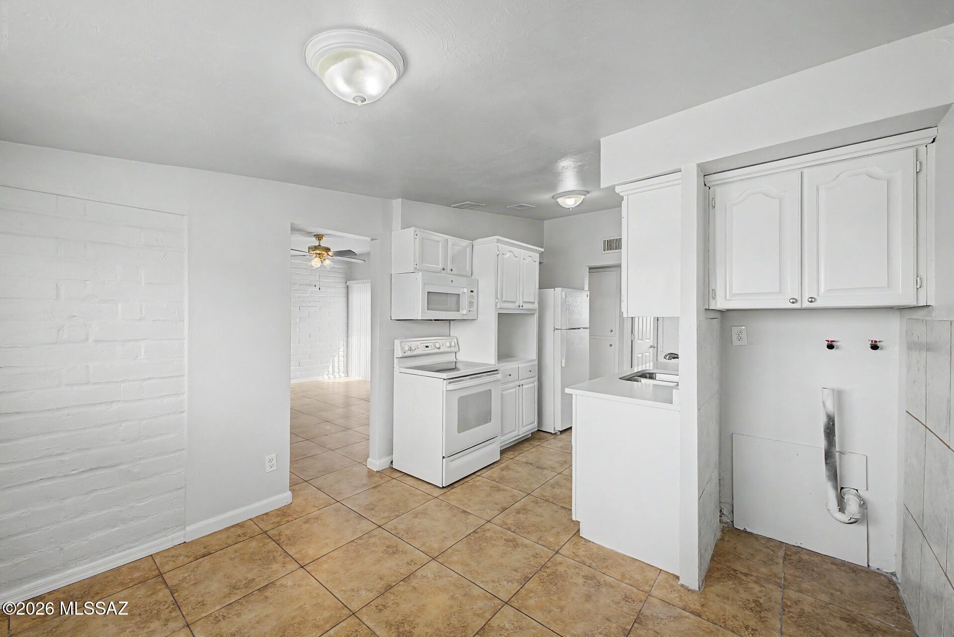 Fiesta Park - Residential