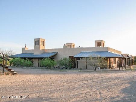 Agua Blanca Ranch (working cattle ranch)
• Total land: 26 square miles / 67.3 square km / 16,649 AC / 6,734 ha /
• Deeded land: 1 square mile / 2.6 square km / 640 AC / 258 ha /
• Leased land: 25 square miles / 65 square km / 16,000 AC / 6,475 ha /
• Santa Fe Style Ranch House with courtyards, built in 1999 - living area 2,653 SF