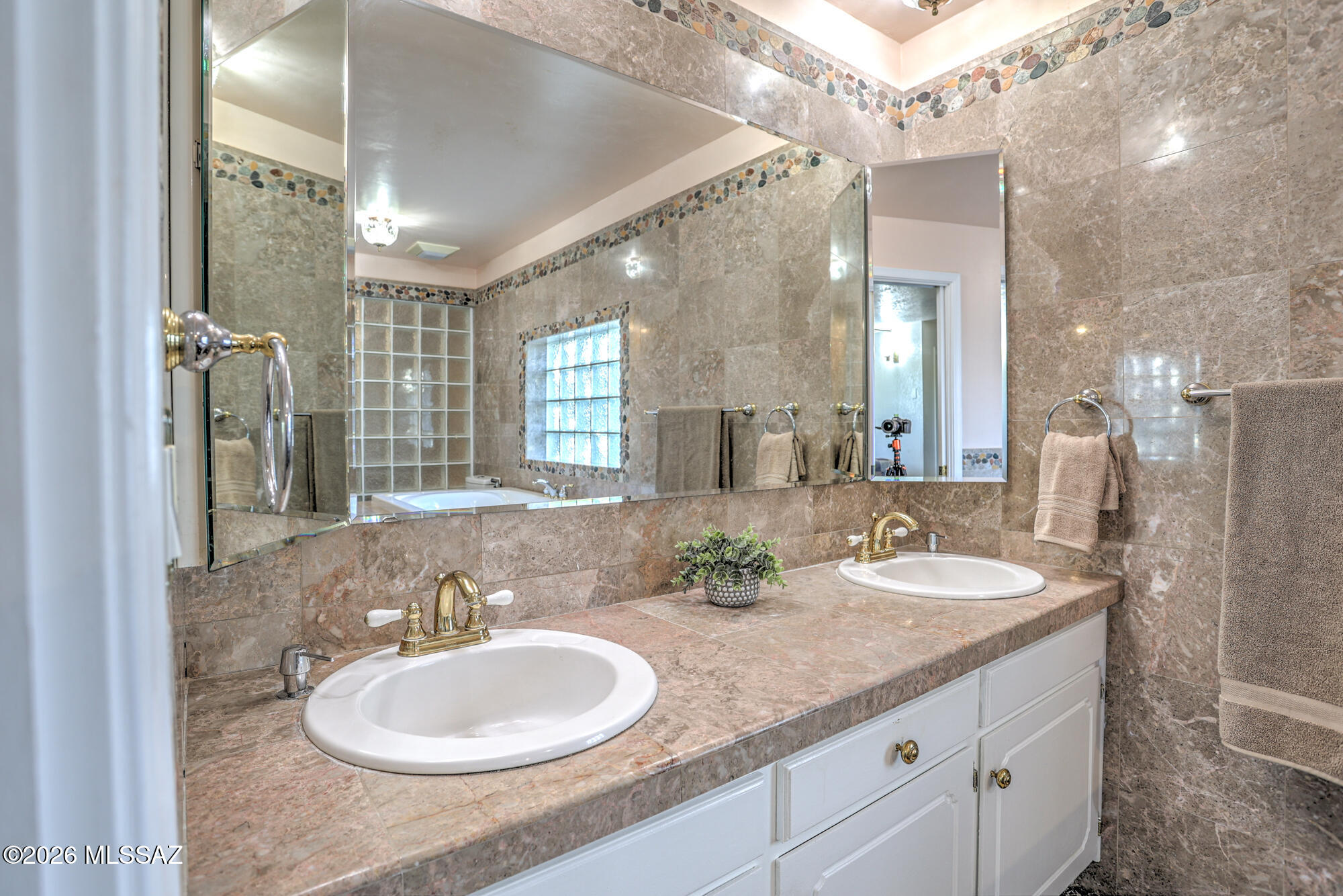Miraflores Estates - Residential