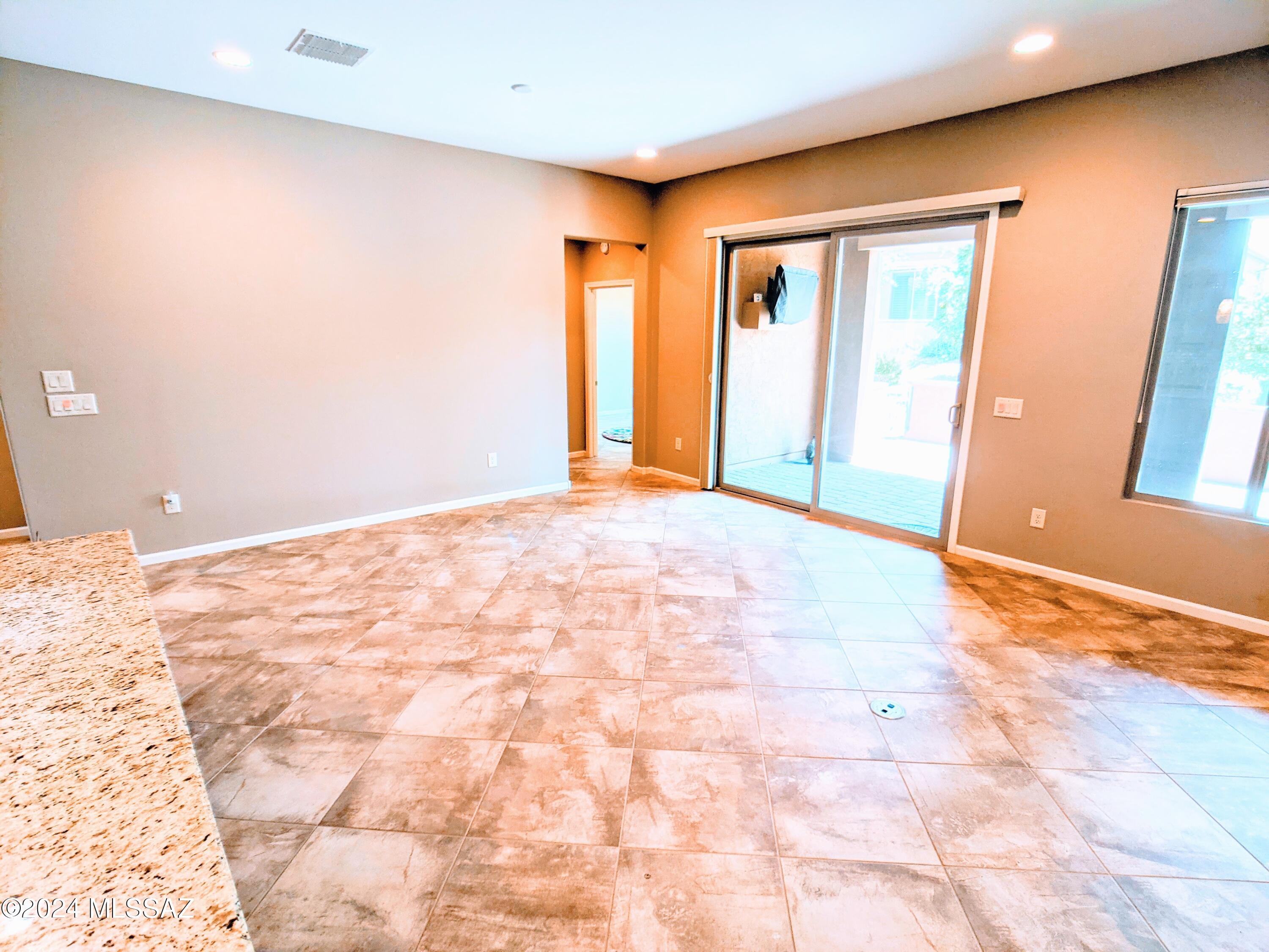 Saddlebrooke Ranch - Residential Lease