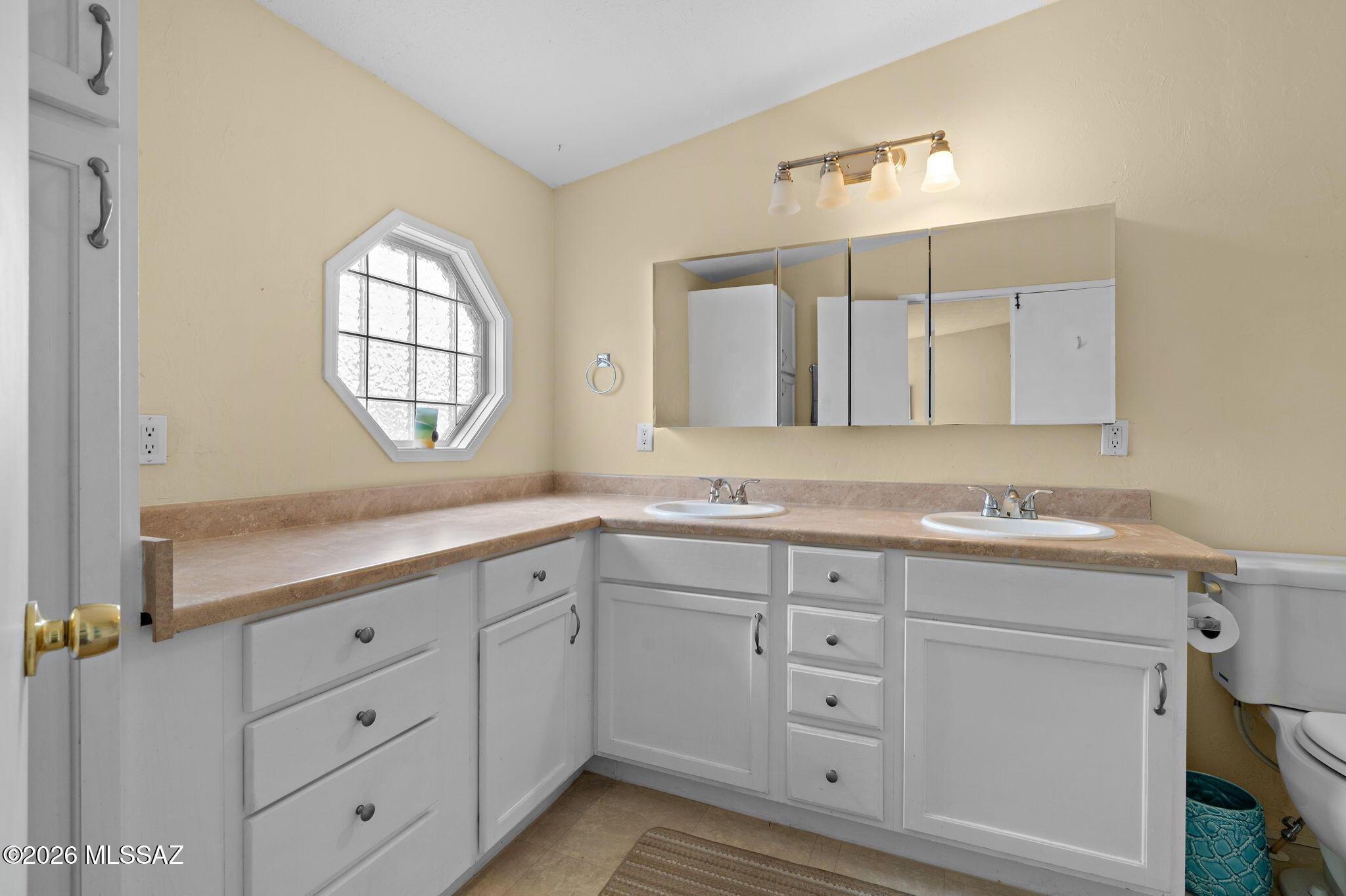 Old Tucson Est 1 - Residential