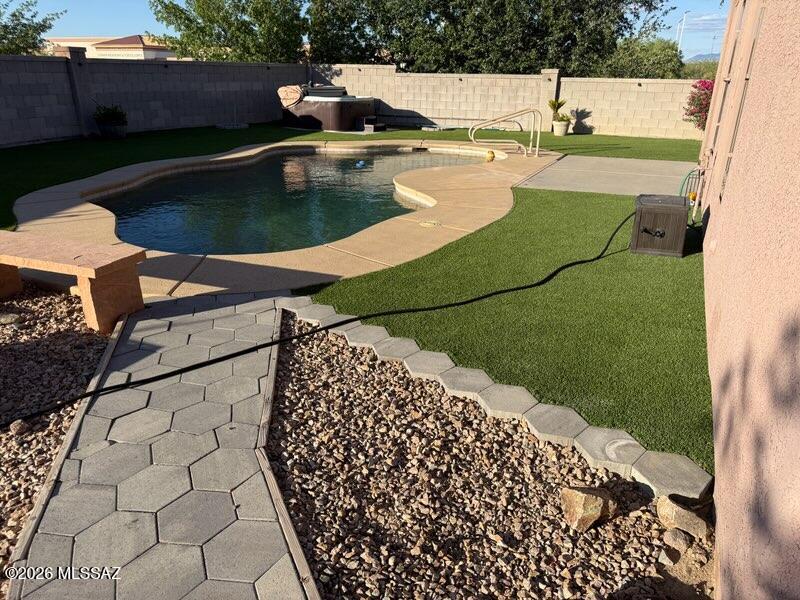 Silverbell Place (1-153) - Residential