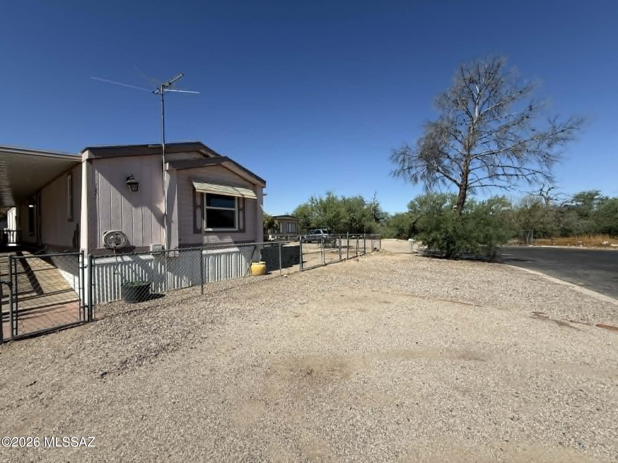 Cottonwood Park (1-117) - Residential Lease