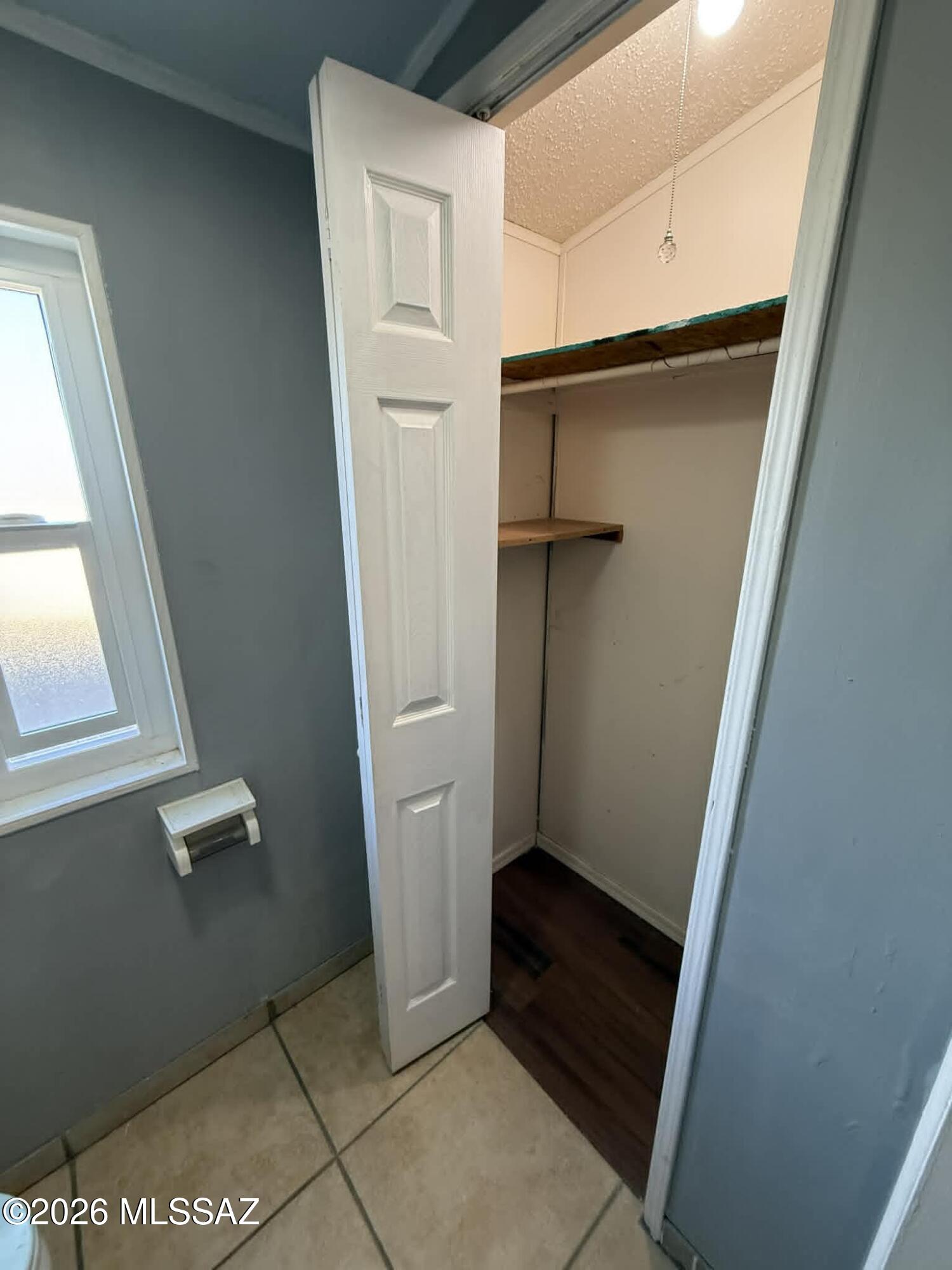 Cottonwood Park (1-117) - Residential Lease