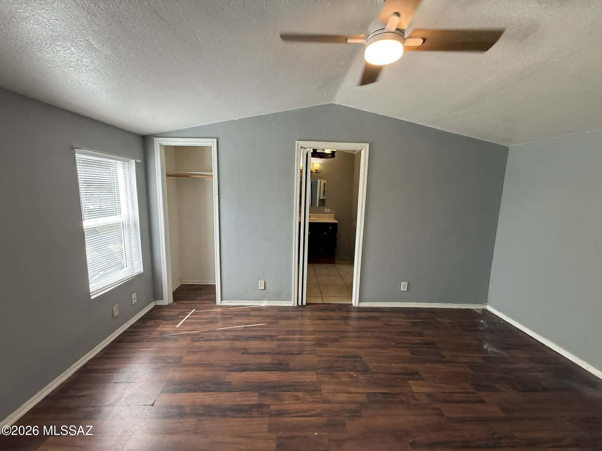 Cottonwood Park (1-117) - Residential Lease