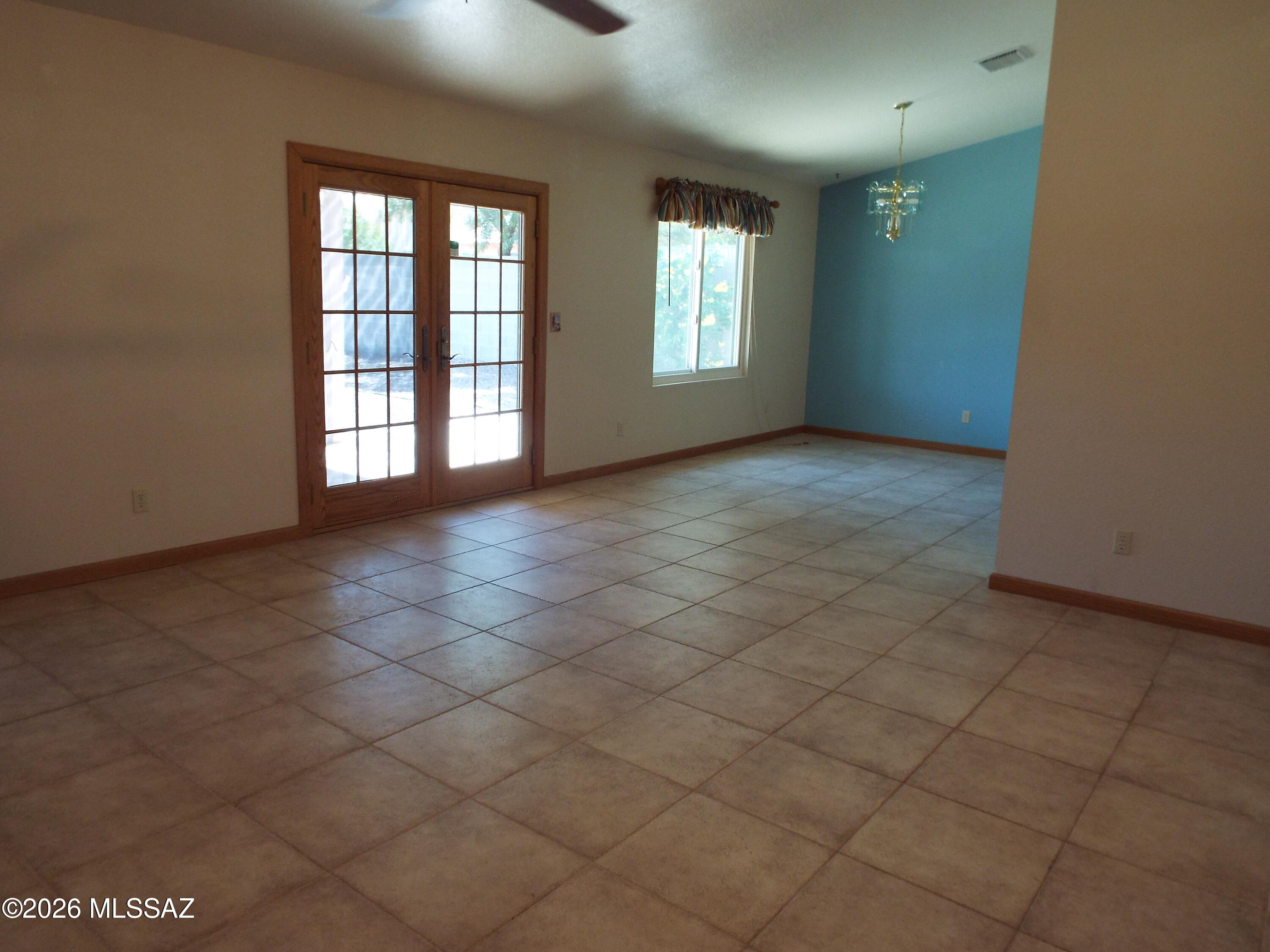 Elliott Homes At Rita Ranch (1-521) - Residential