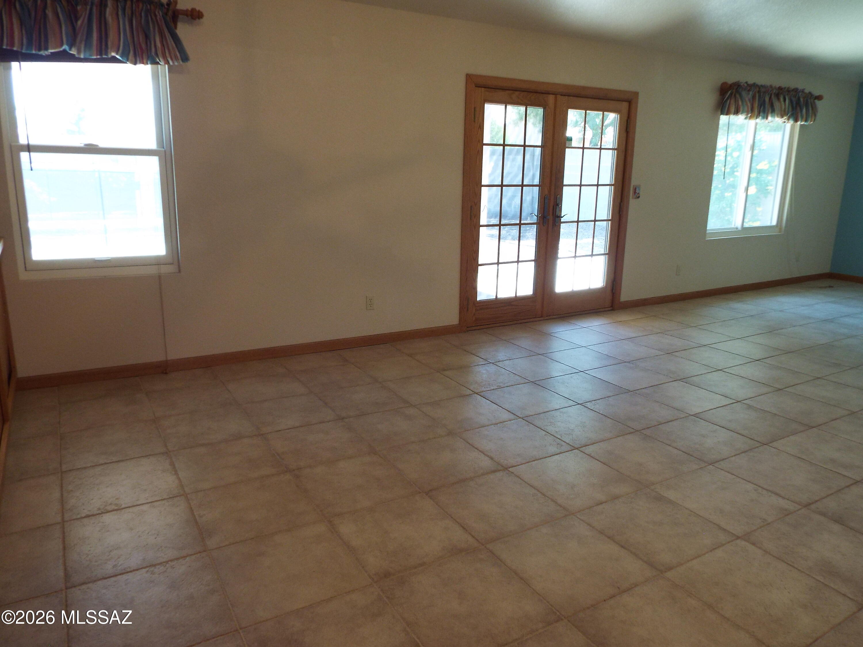 Elliott Homes At Rita Ranch (1-521) - Residential