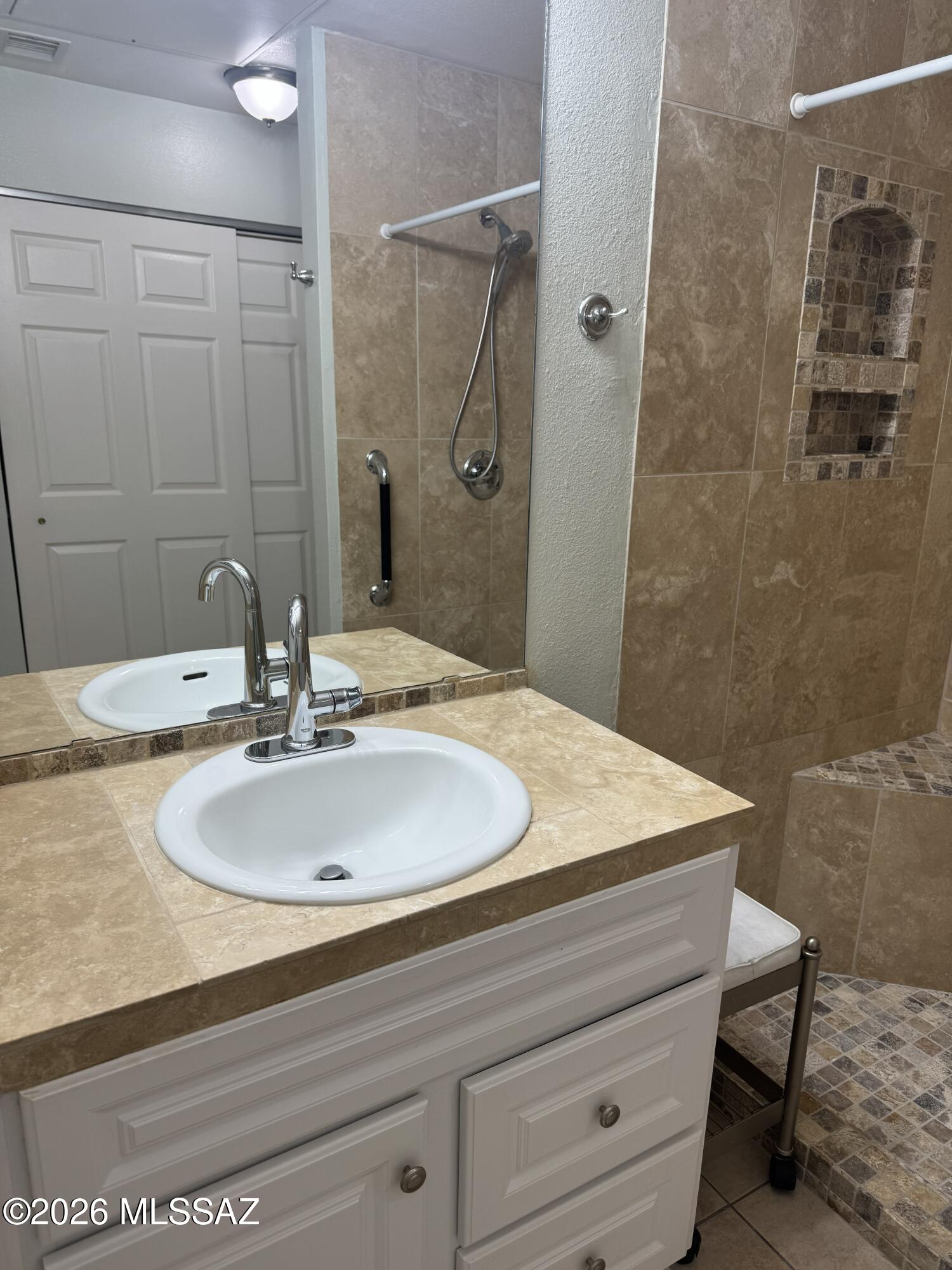 The Boulders at La Reserve Condominiums - Residential