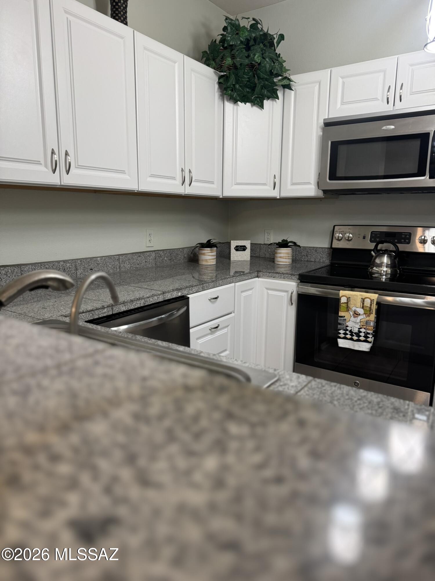The Boulders at La Reserve Condominiums - Residential