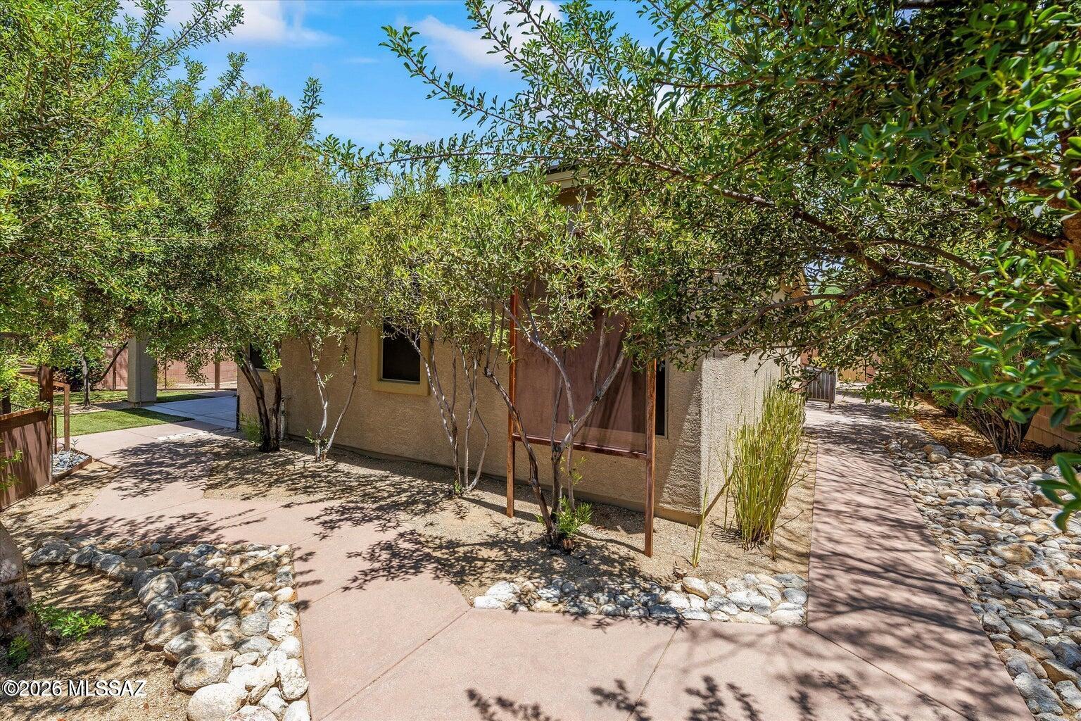 Desert Enclave (1-28) - Residential Lease