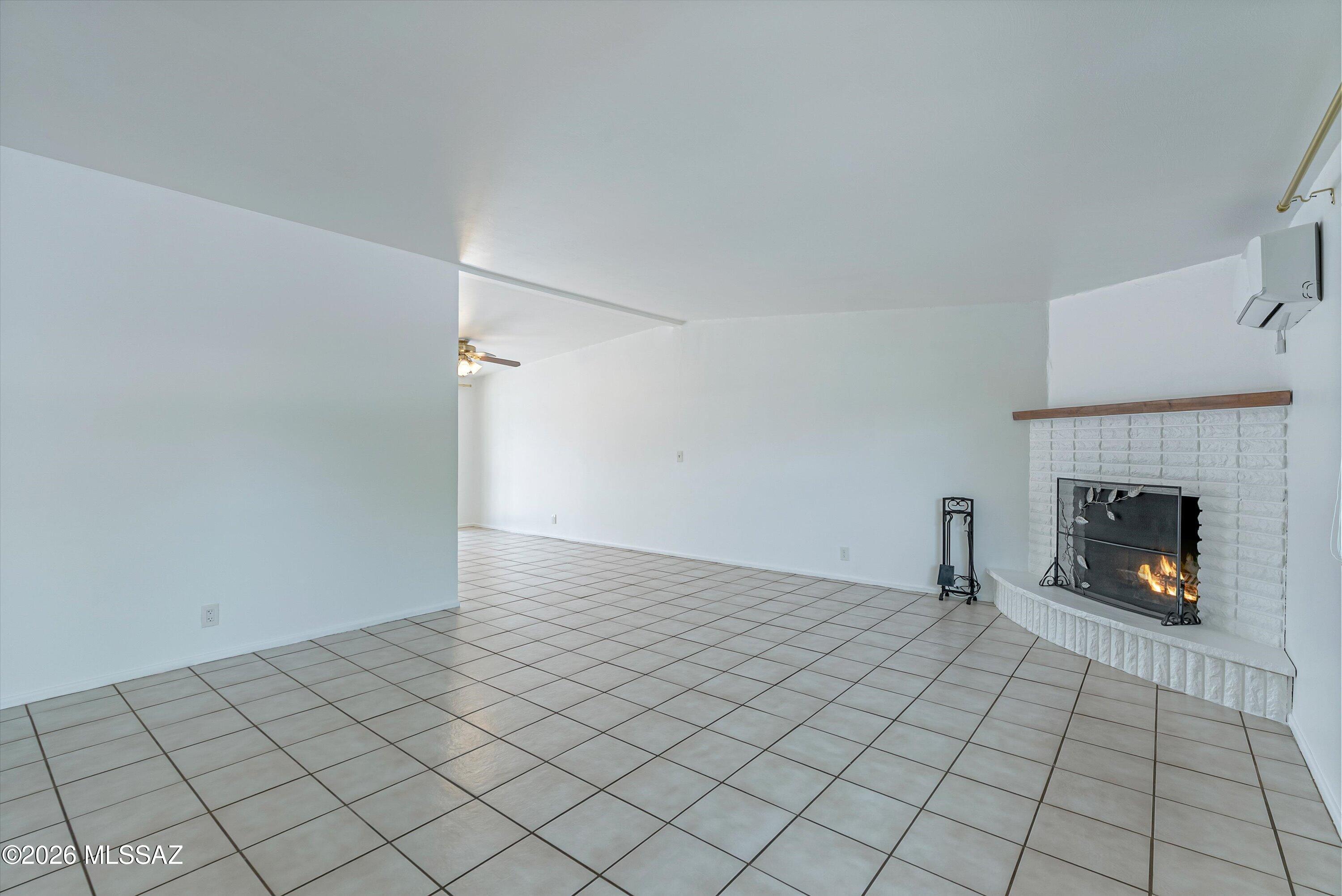 Thunderbird Heights - Residential
