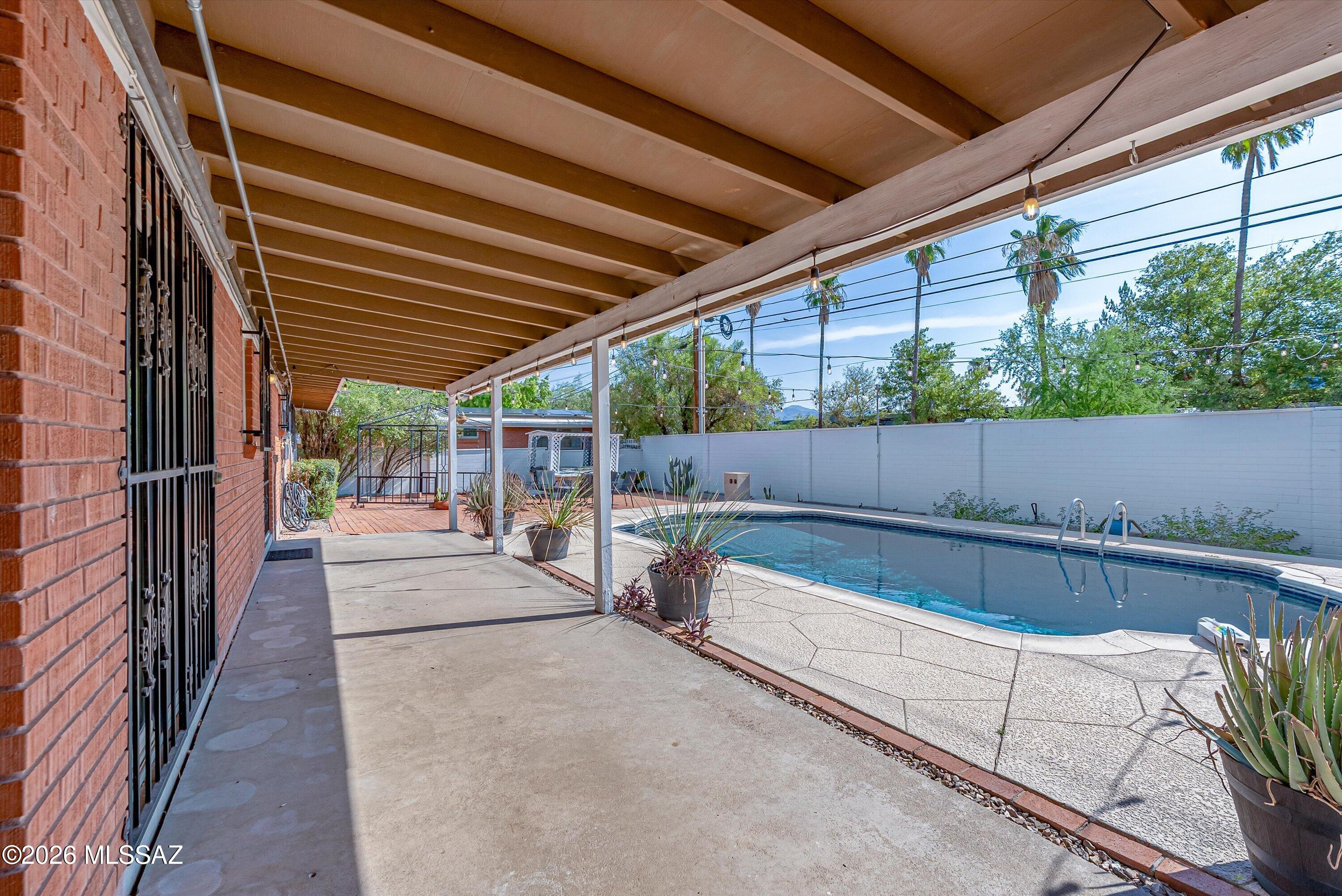 Thunderbird Heights - Residential
