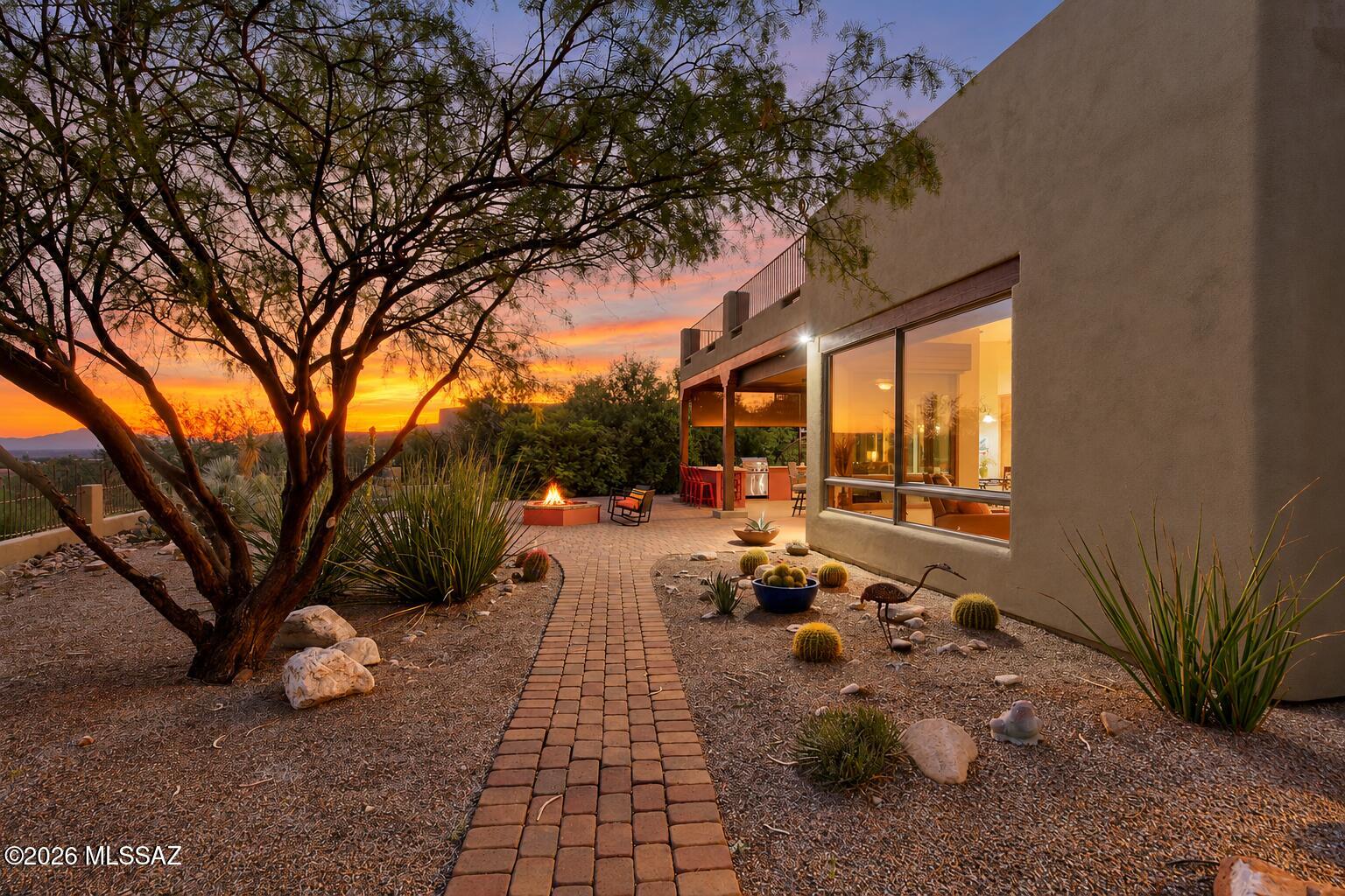 Solar Del Viejo (1-81) - Residential