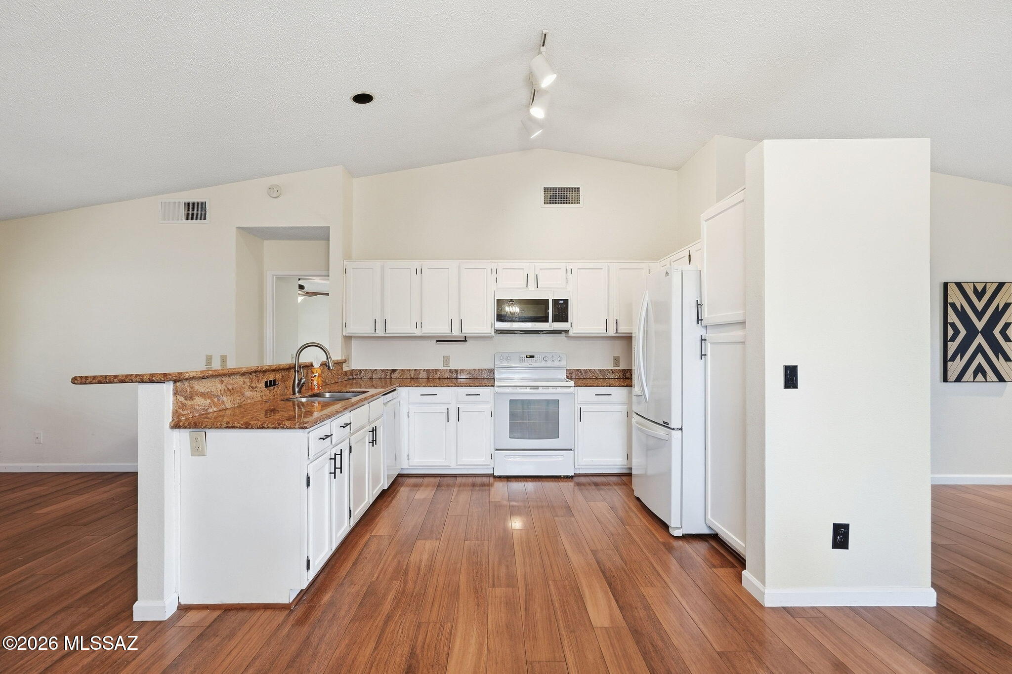 Macalester Park (1-142) - Residential