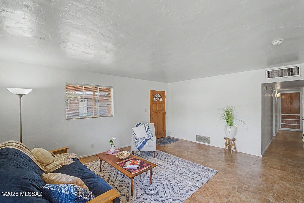 Catalina - Residential