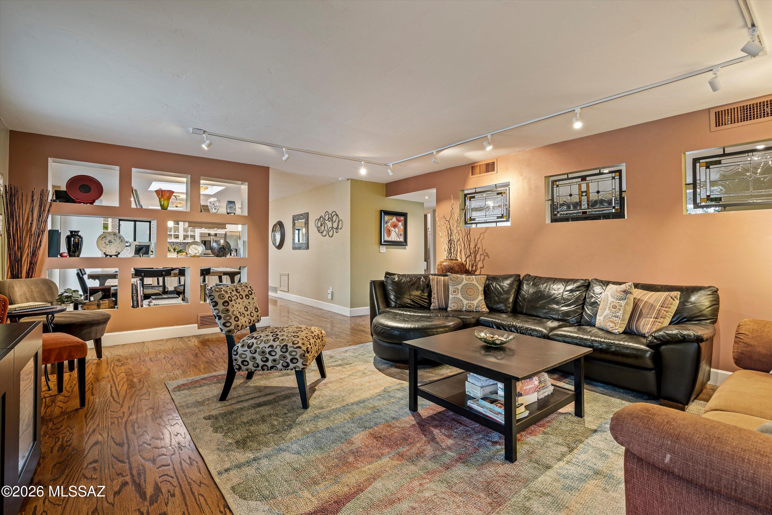 Sabino Vista East  (1-38) - Residential