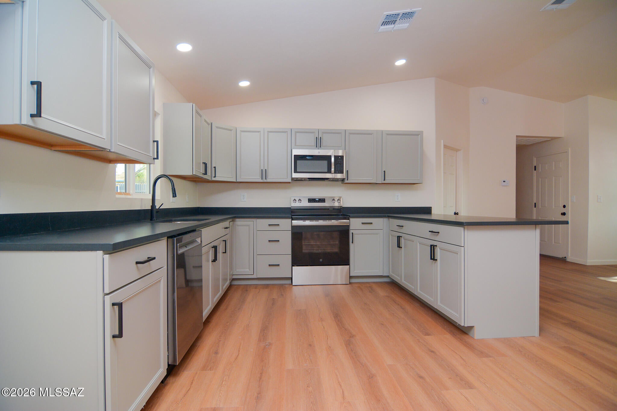 El Cortez Heights - Residential