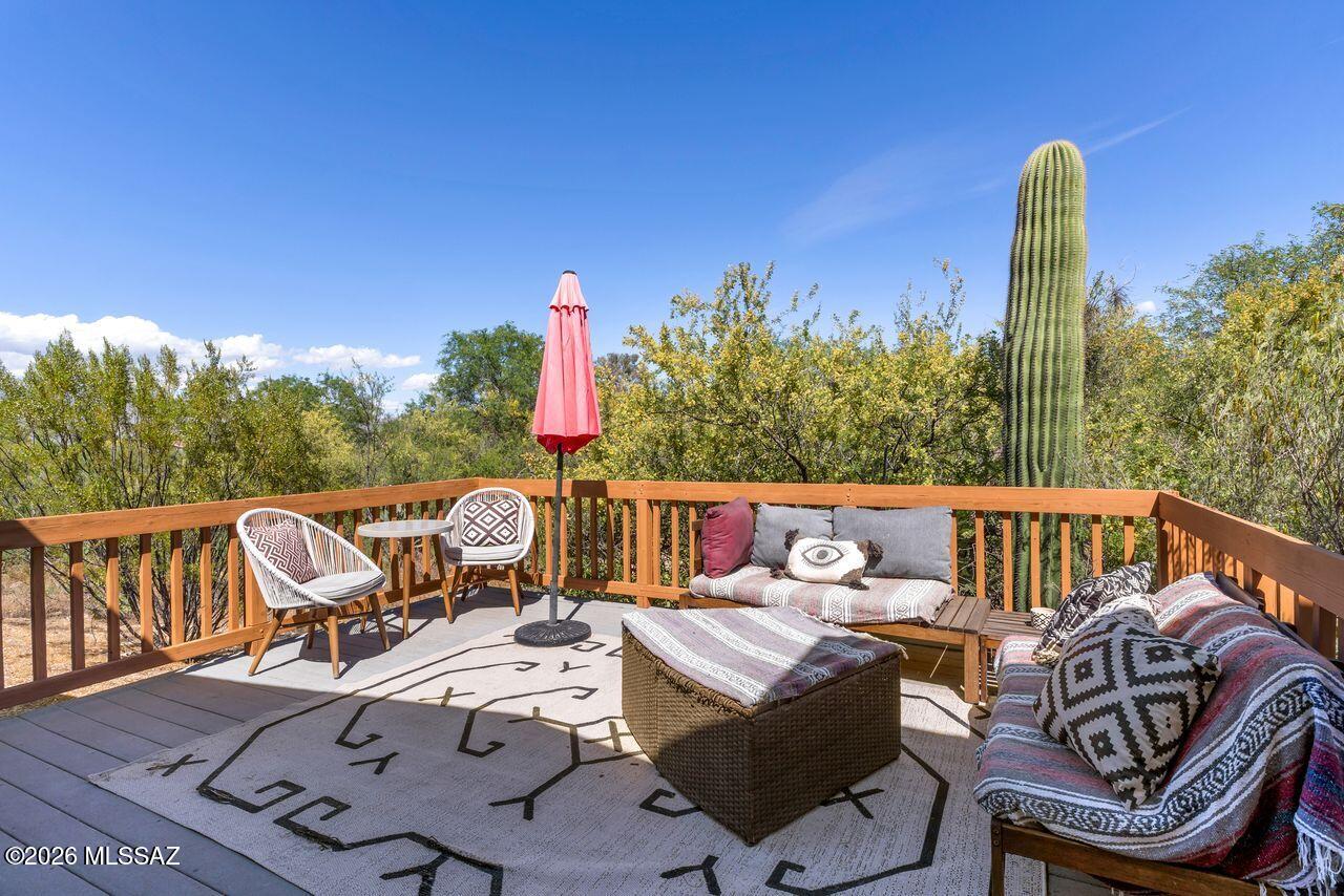 Rancho Del Este (1-128) - Residential