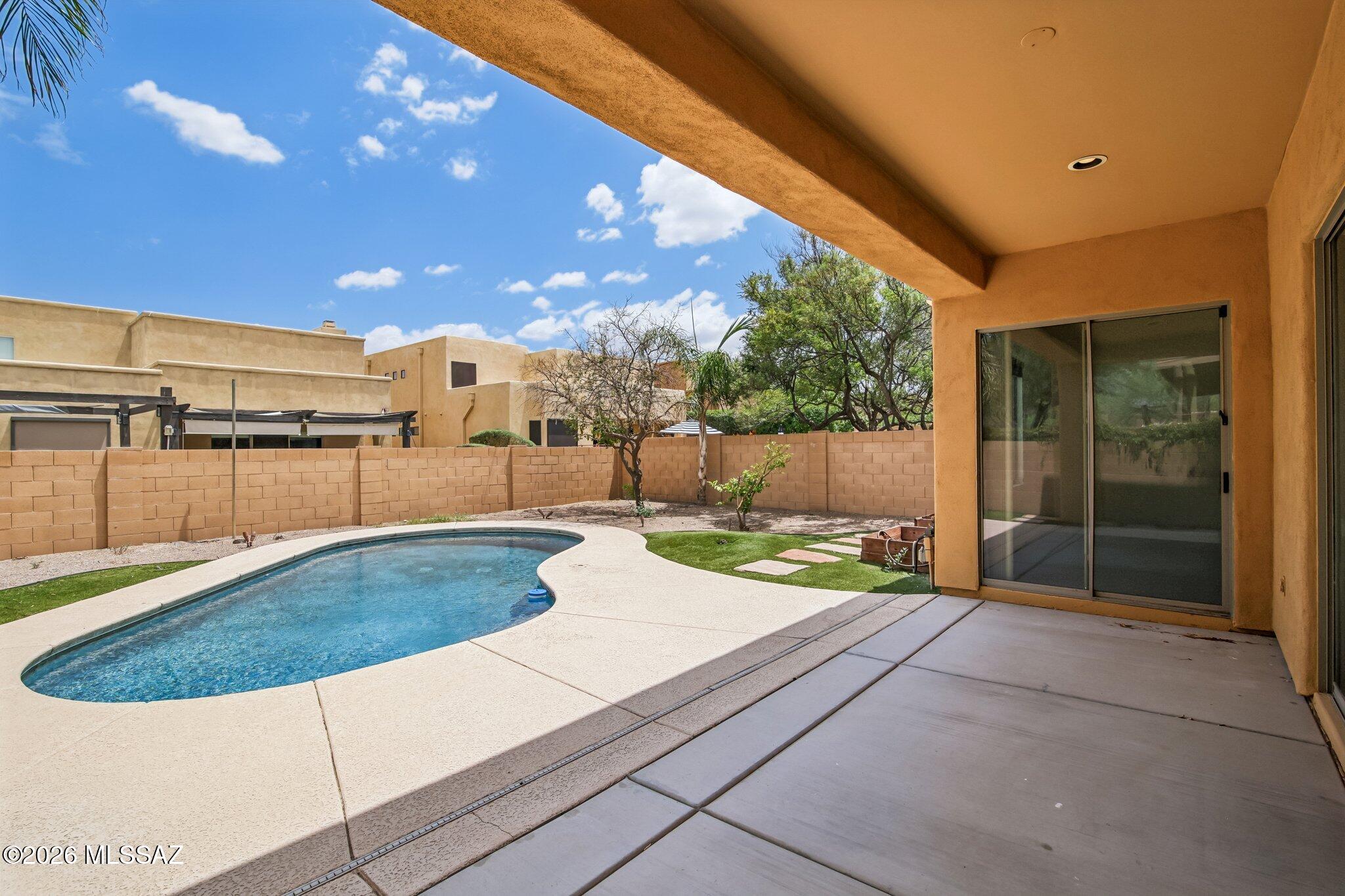 Desert Links (1-48) - Residential