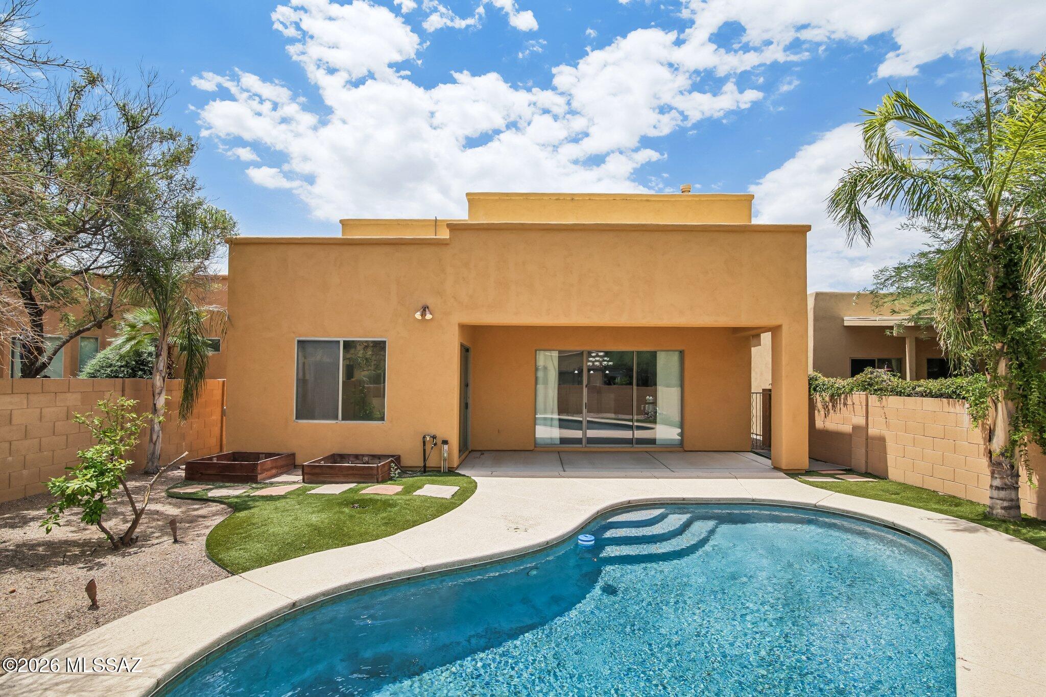 Desert Links (1-48) - Residential