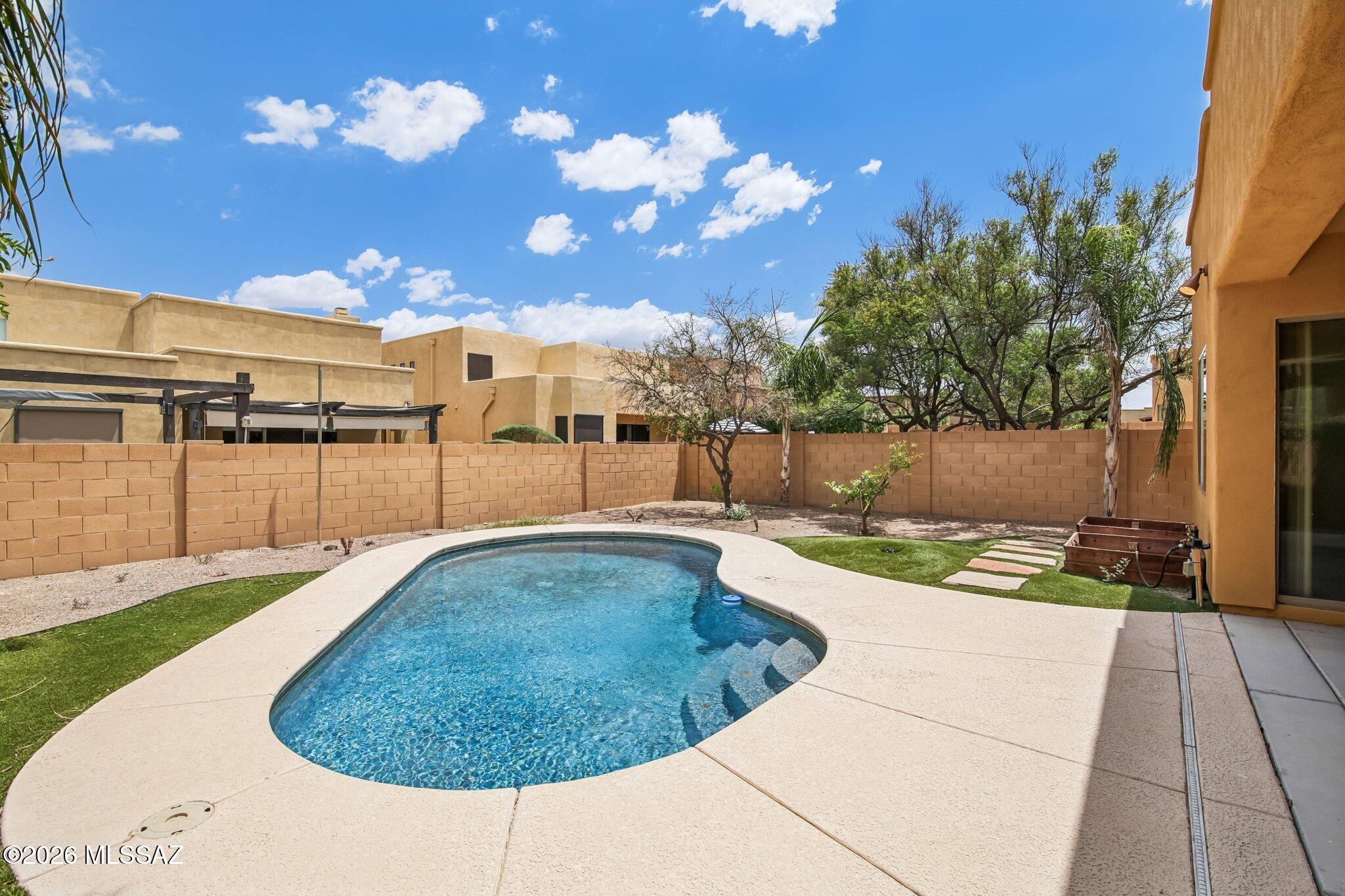 Desert Links (1-48) - Residential