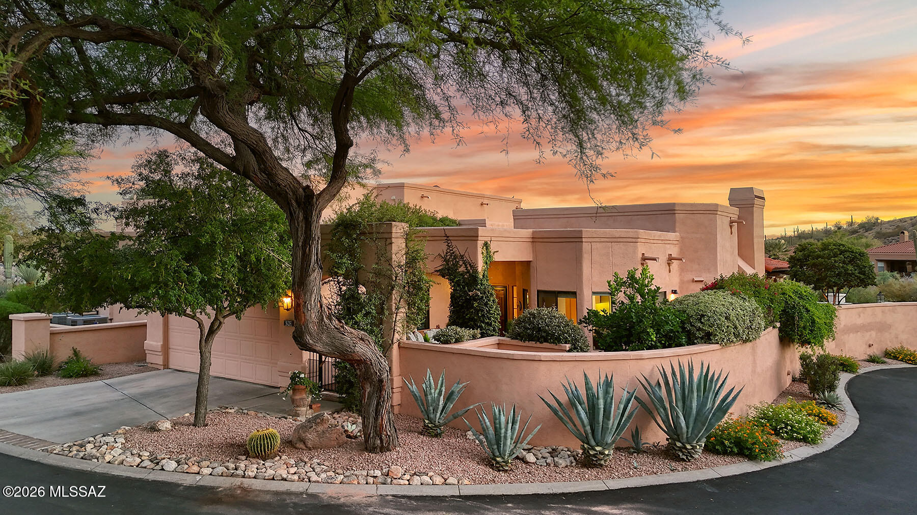 Paloma Del Sol (1-50) - Residential