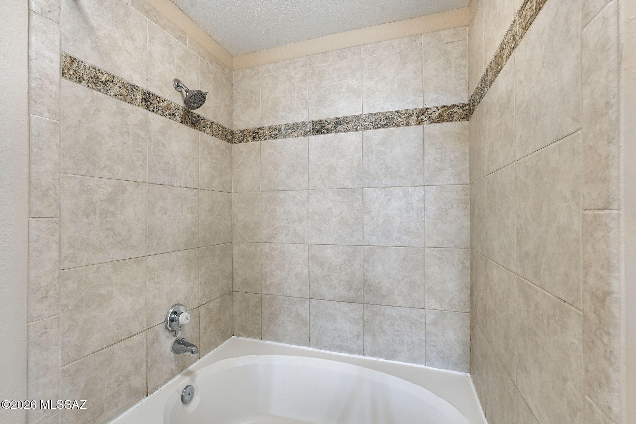 Pinnacle Canyon Condominium - Residential