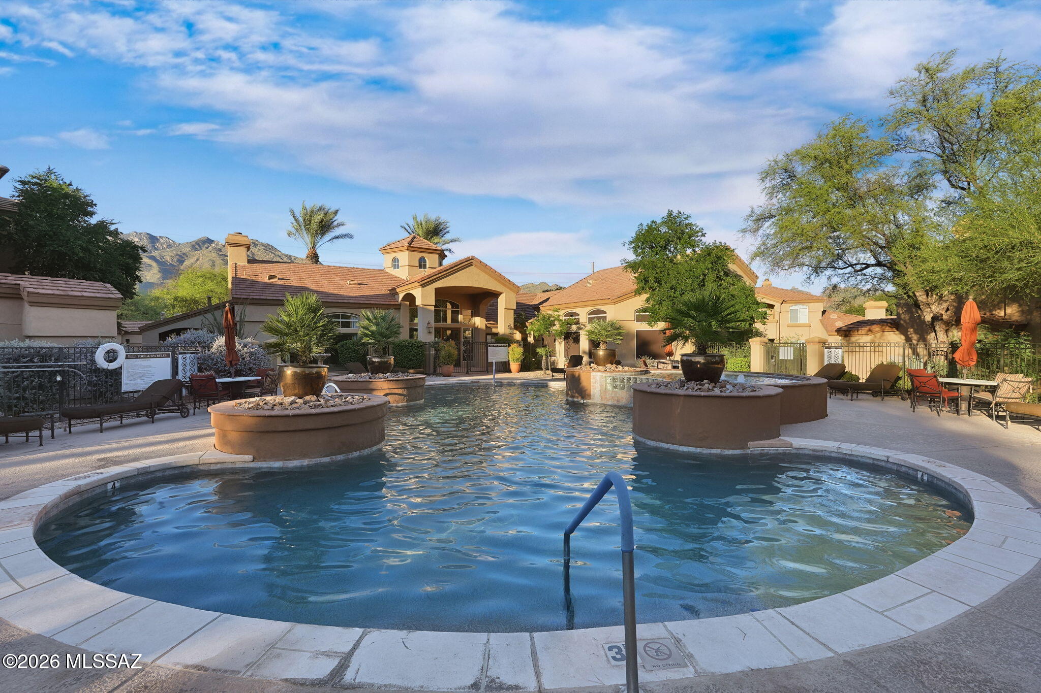 Pinnacle Canyon Condominium - Residential