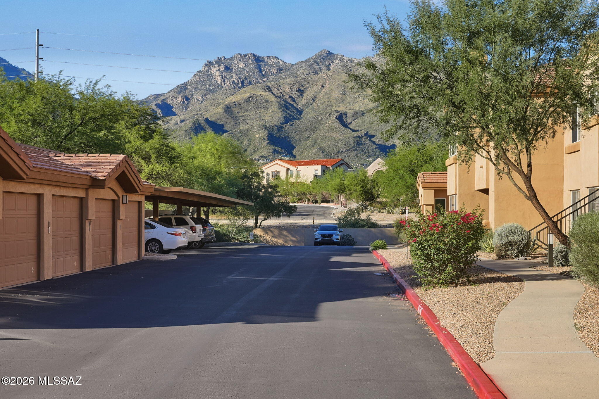 Pinnacle Canyon Condominium - Residential