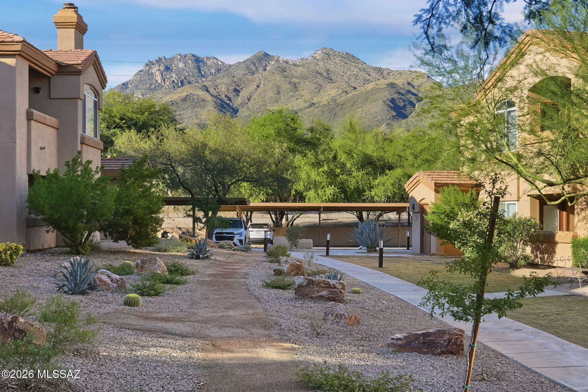 Pinnacle Canyon Condominium - Residential