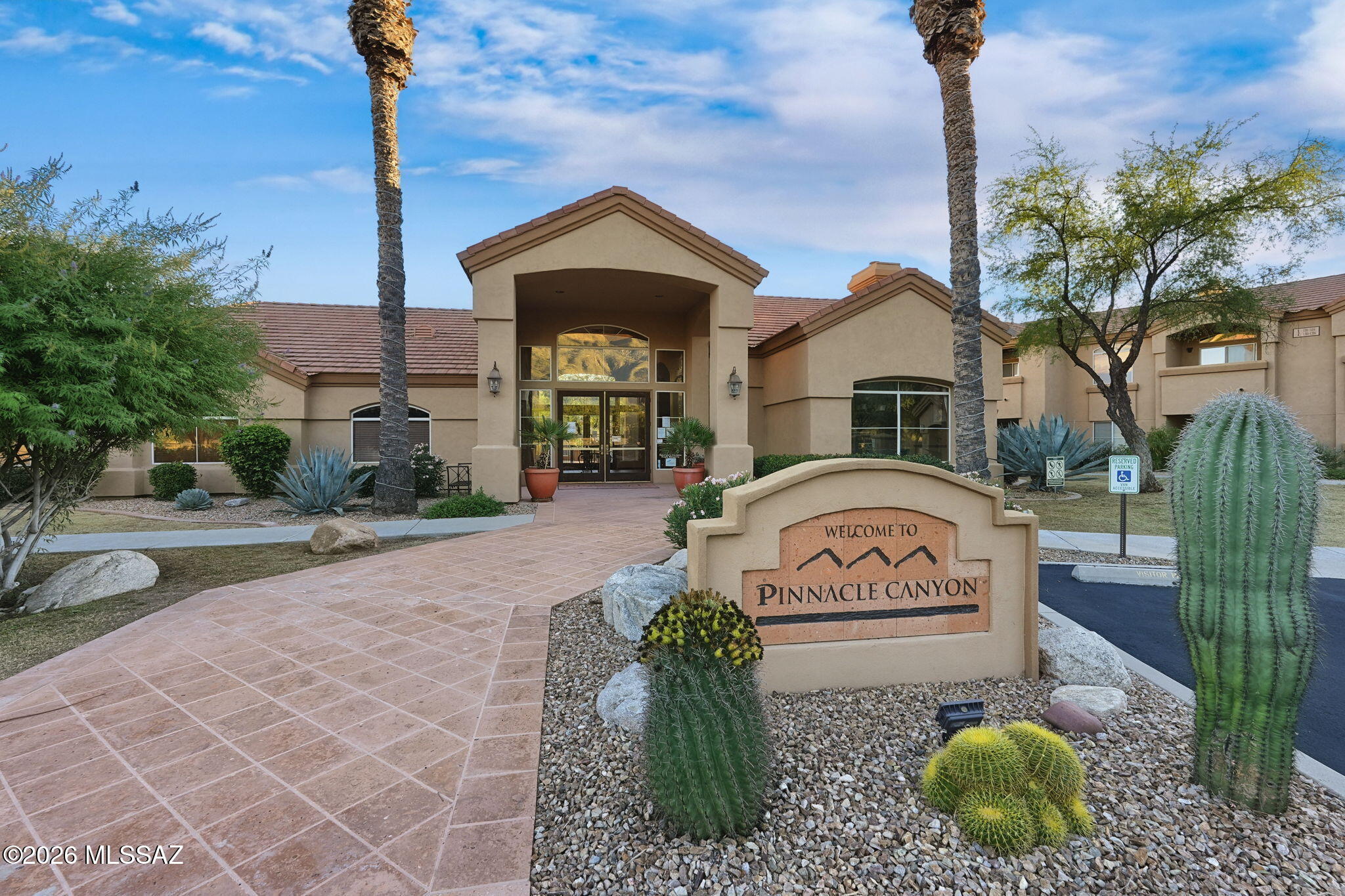 Pinnacle Canyon Condominium - Residential