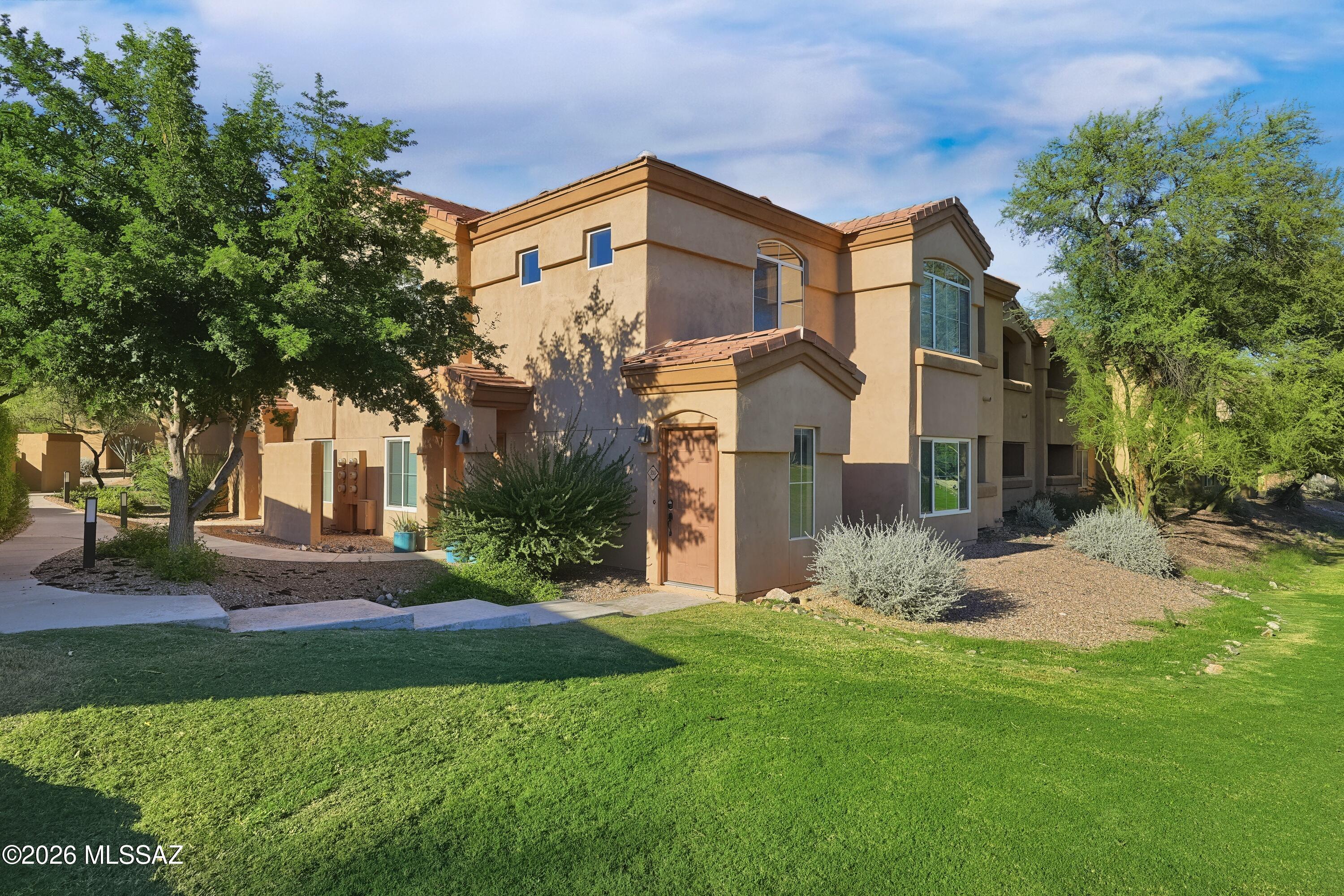Pinnacle Canyon Condominium - Residential