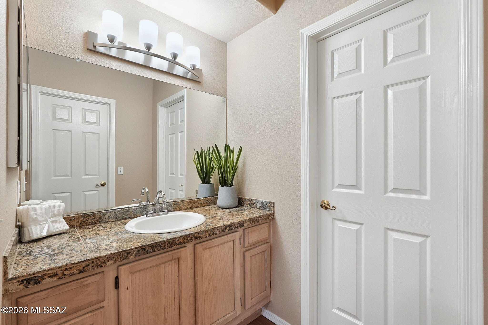 Pinnacle Canyon Condominium - Residential