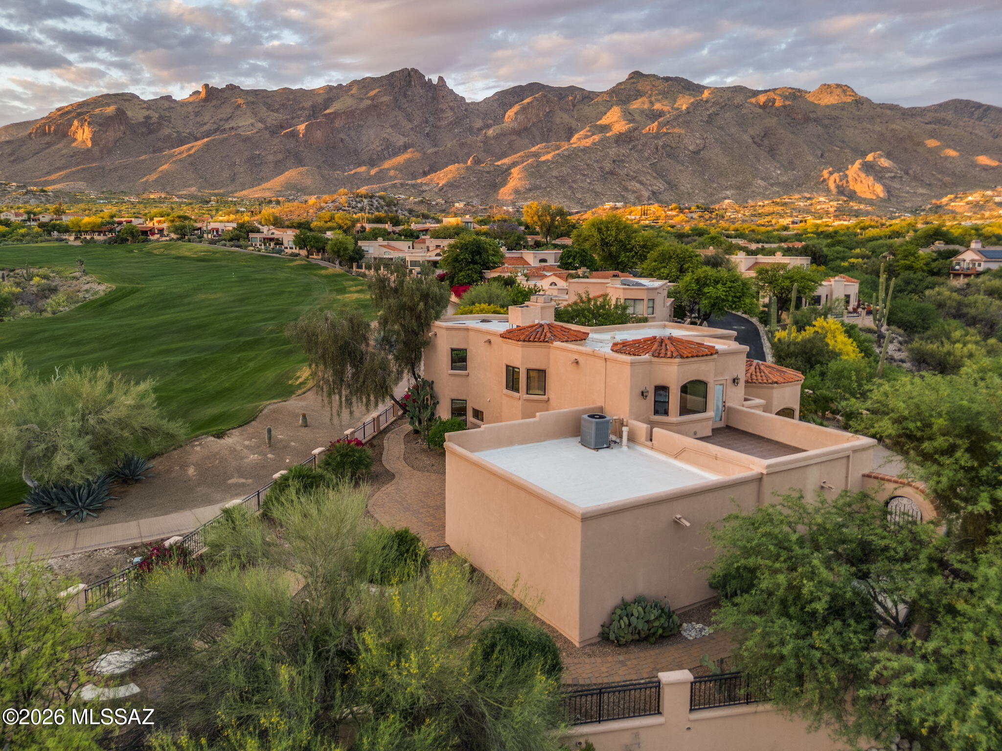 Paloma Del Sol (1-50) - Residential