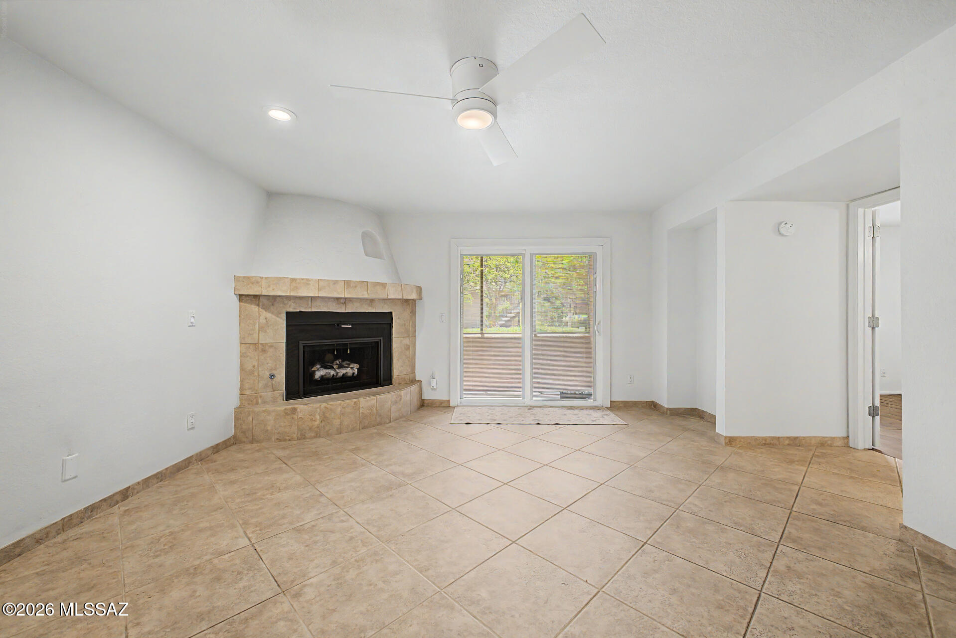 Las Casas Bellas Condo (1-44) - Residential