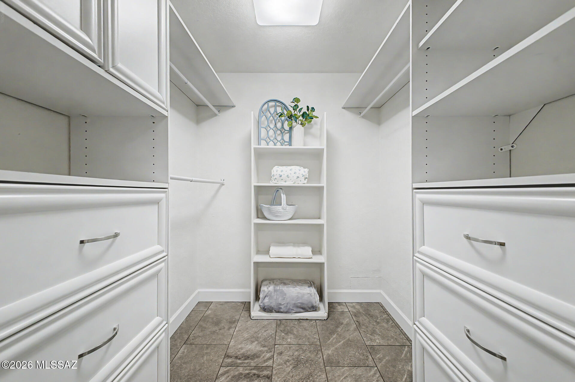 Las Casas Bellas Condo (1-44) - Residential
