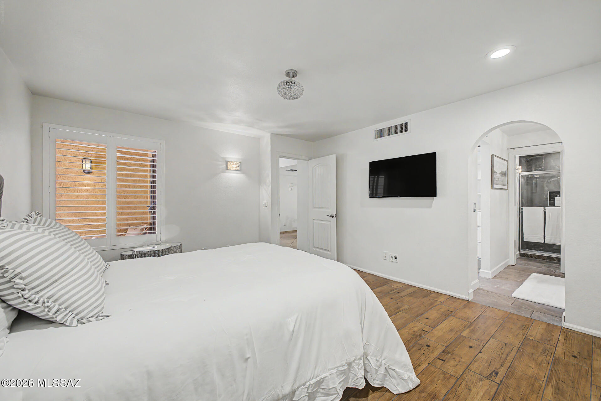 Las Casas Bellas Condo (1-44) - Residential