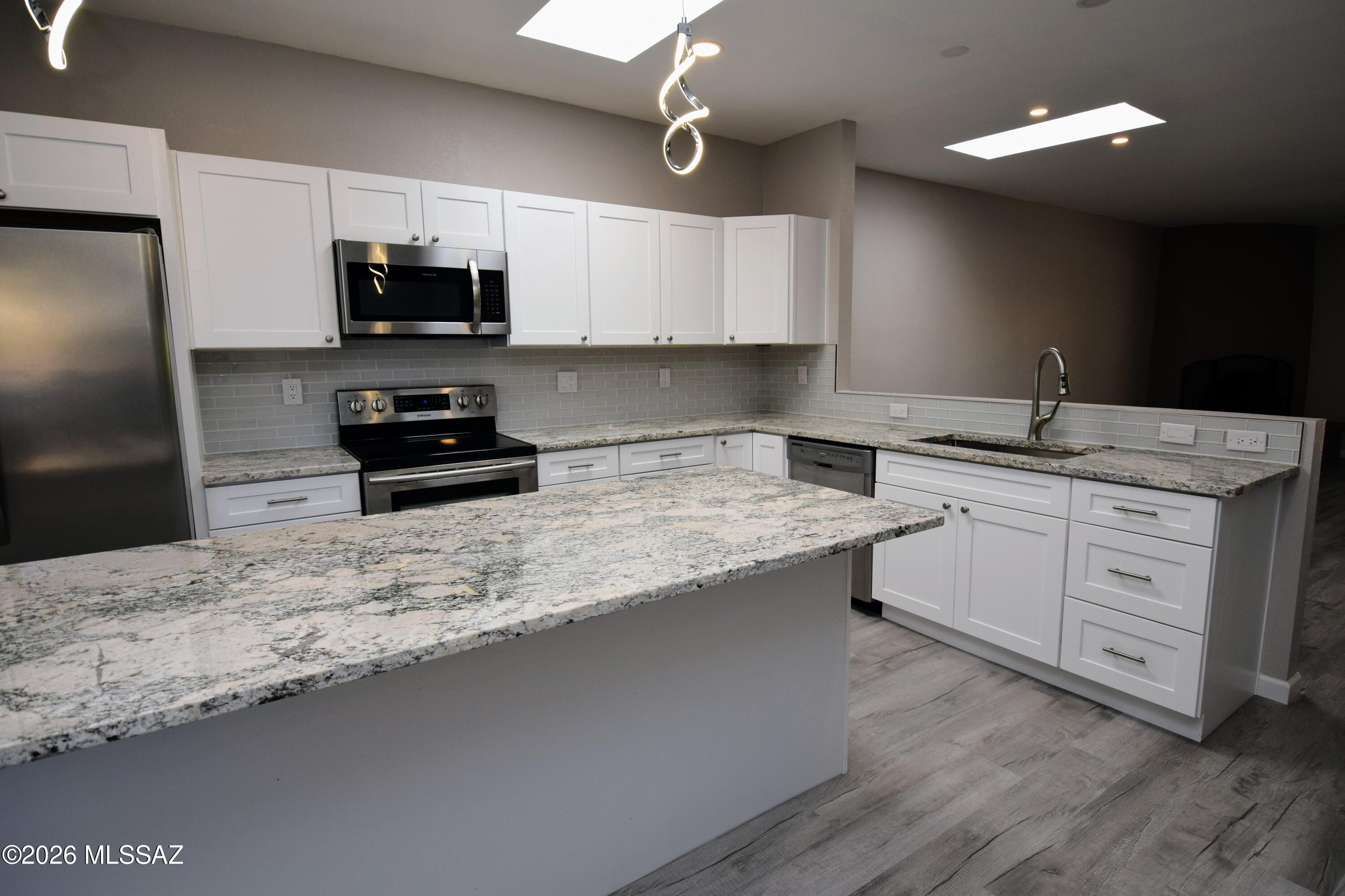 Fairfield Sunrise East (1-520) - Residential Lease