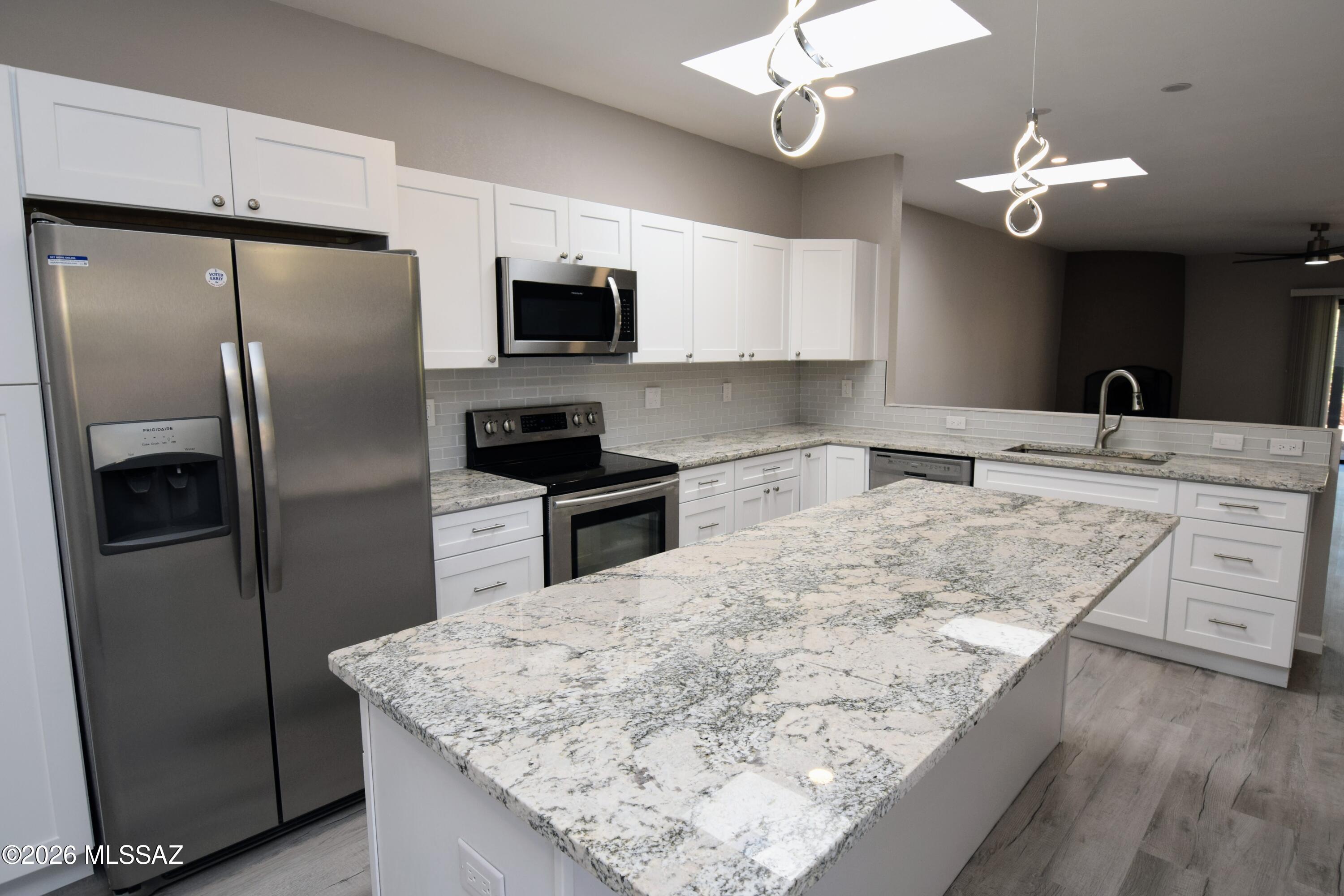 Fairfield Sunrise East (1-520) - Residential Lease