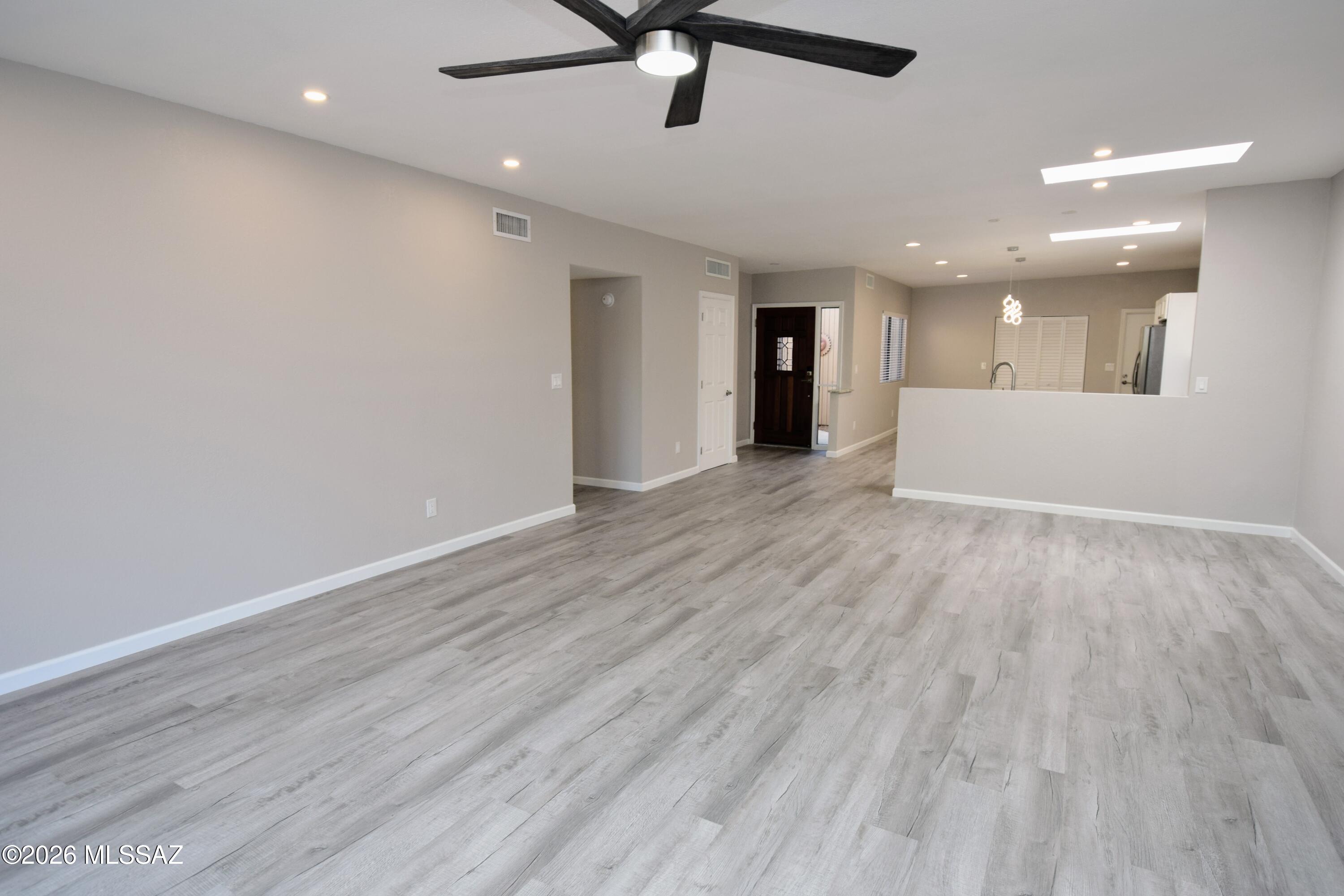 Fairfield Sunrise East (1-520) - Residential Lease
