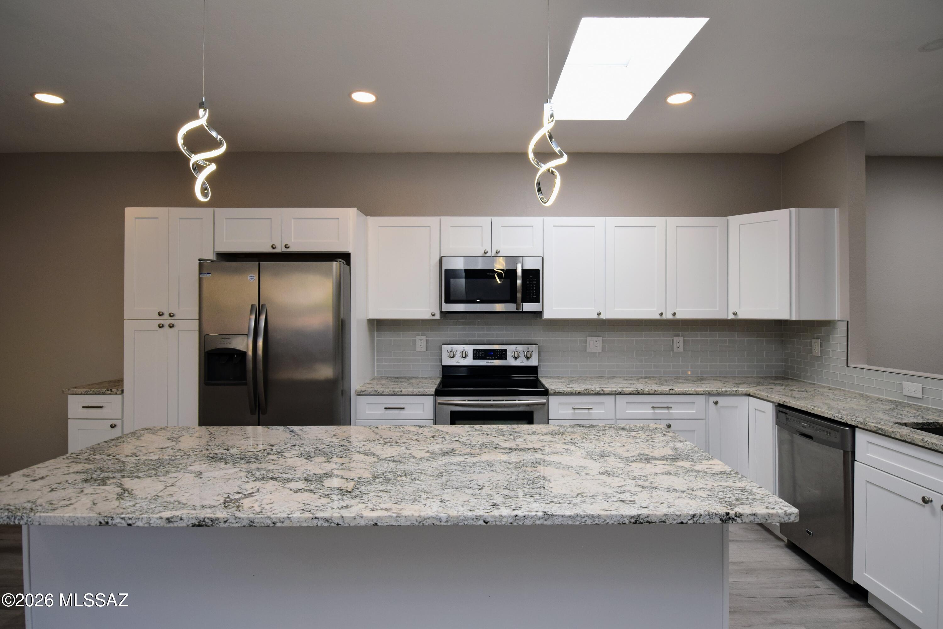 Fairfield Sunrise East (1-520) - Residential Lease