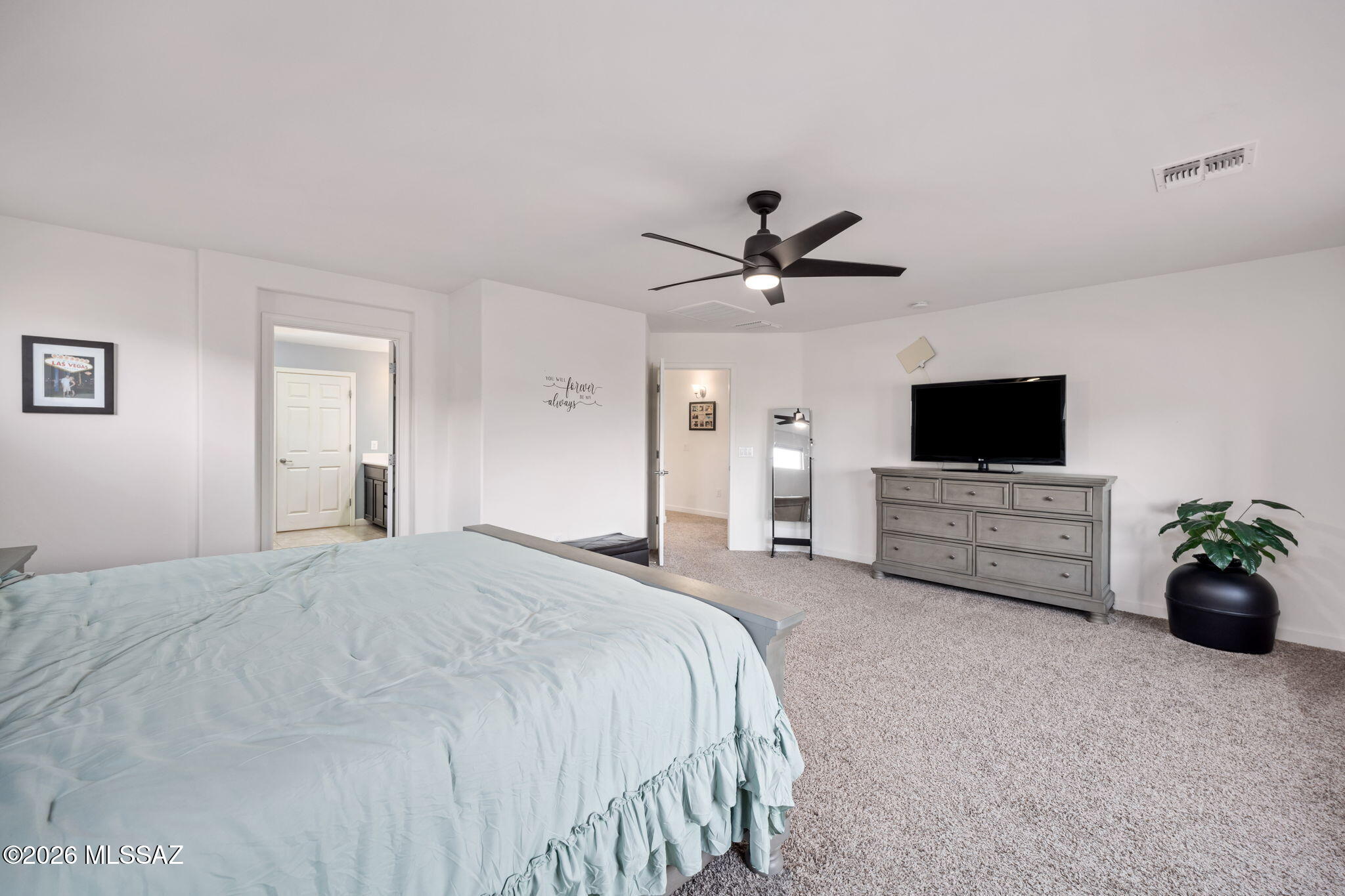 Vista Del Lago Norte SQ20140780198 - Residential